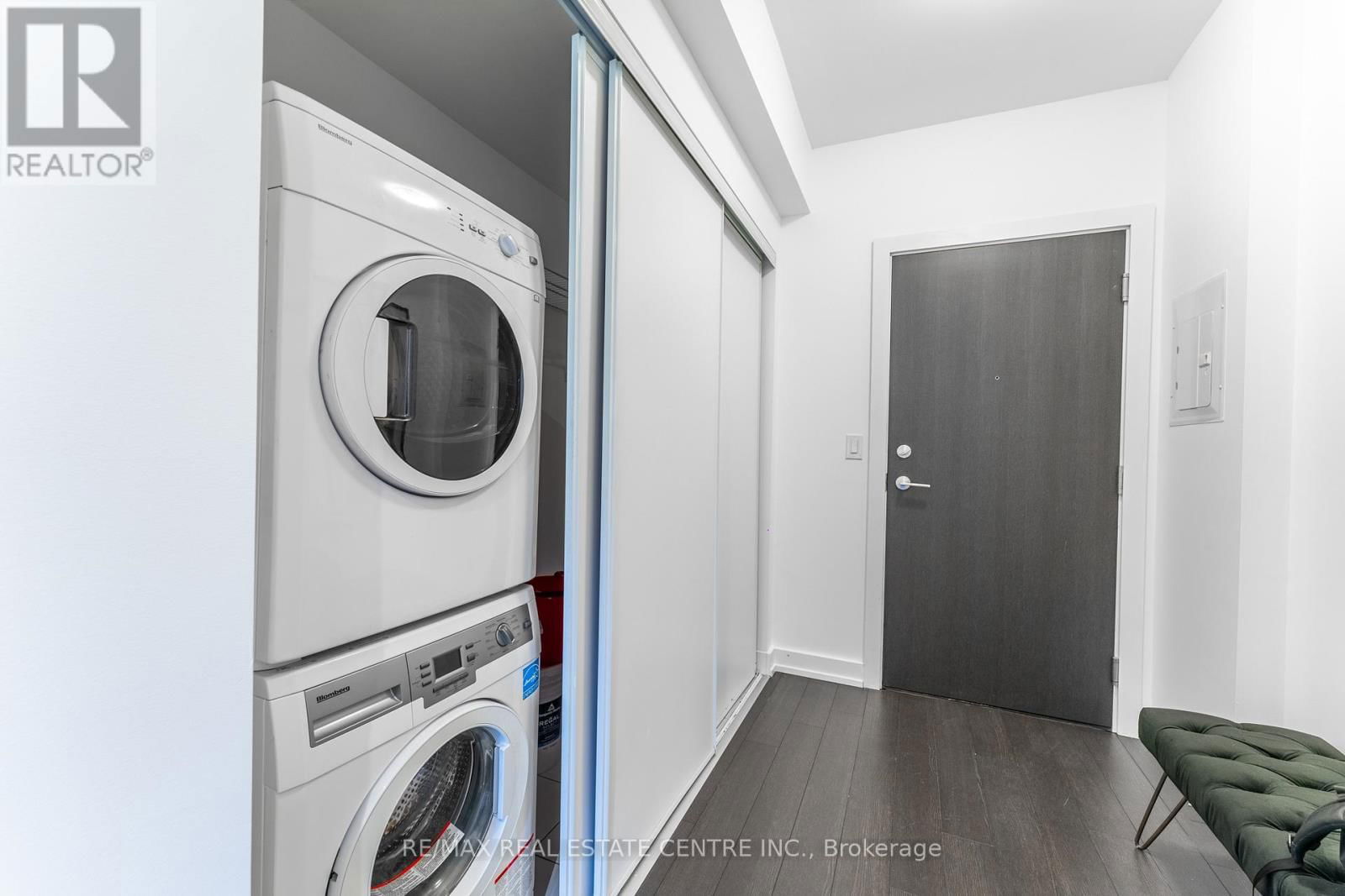 419 - 6 PARKWOOD AVENUE Image 10