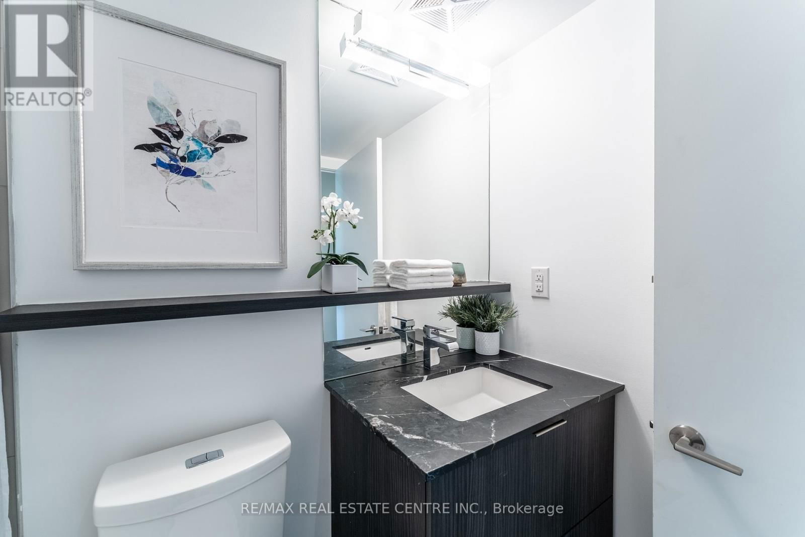 419 - 6 PARKWOOD AVENUE Image 12