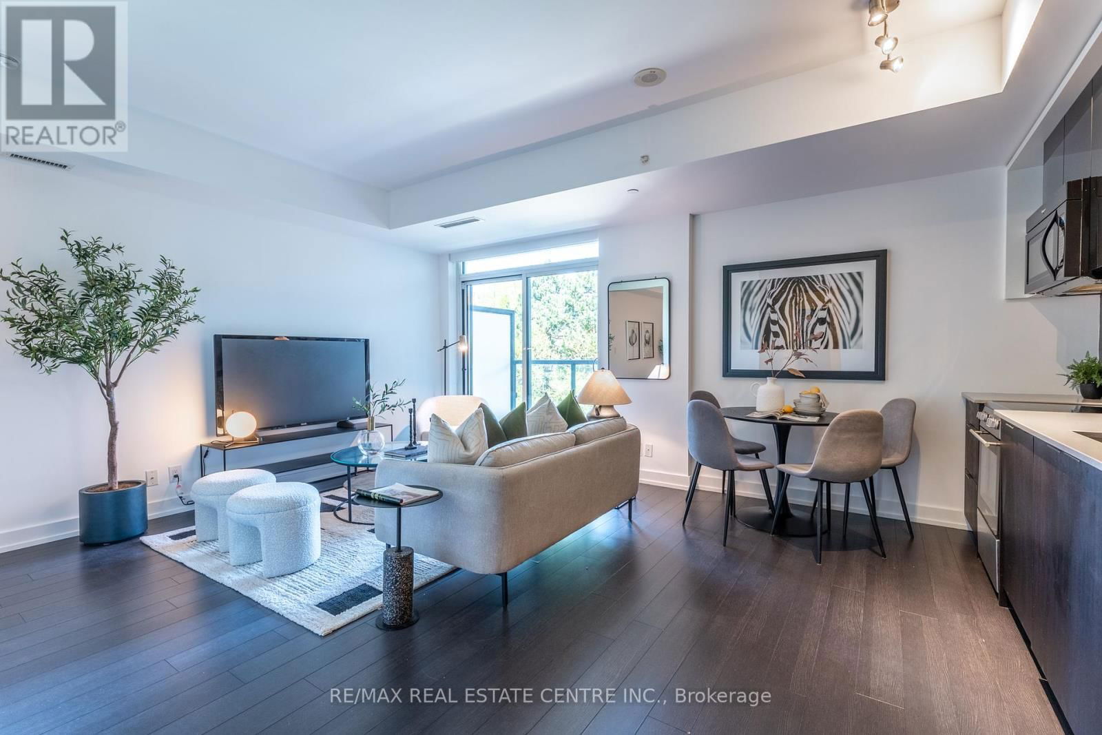419 - 6 PARKWOOD AVENUE Image 14