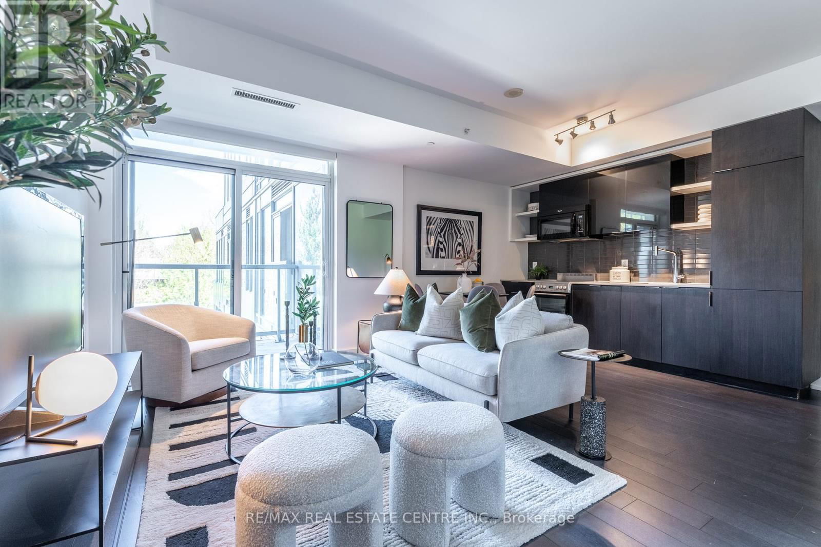 419 - 6 PARKWOOD AVENUE Image 21