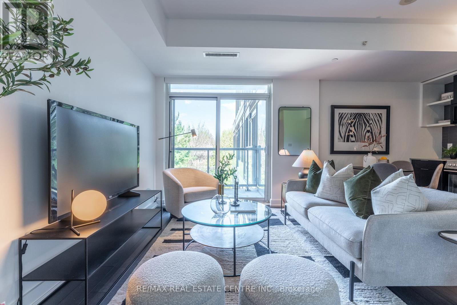 419 - 6 PARKWOOD AVENUE Image 22
