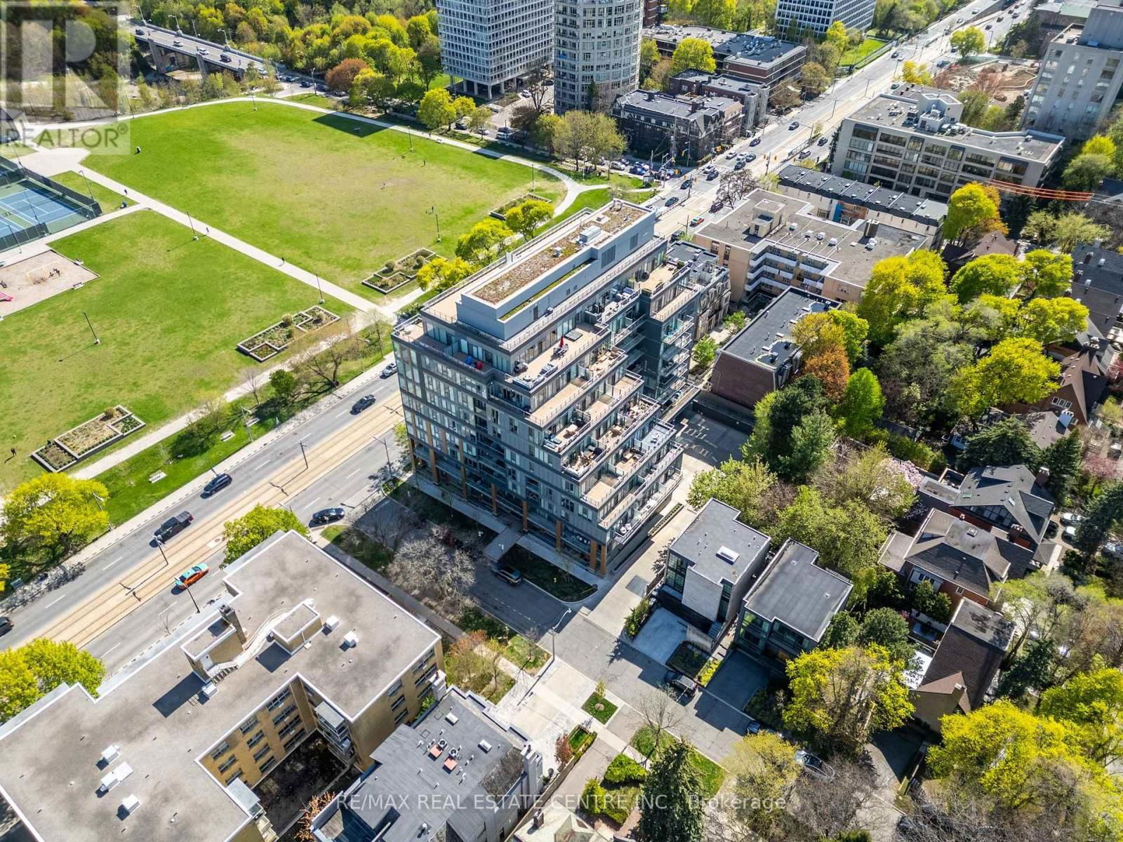 419 - 6 PARKWOOD AVENUE Image 36