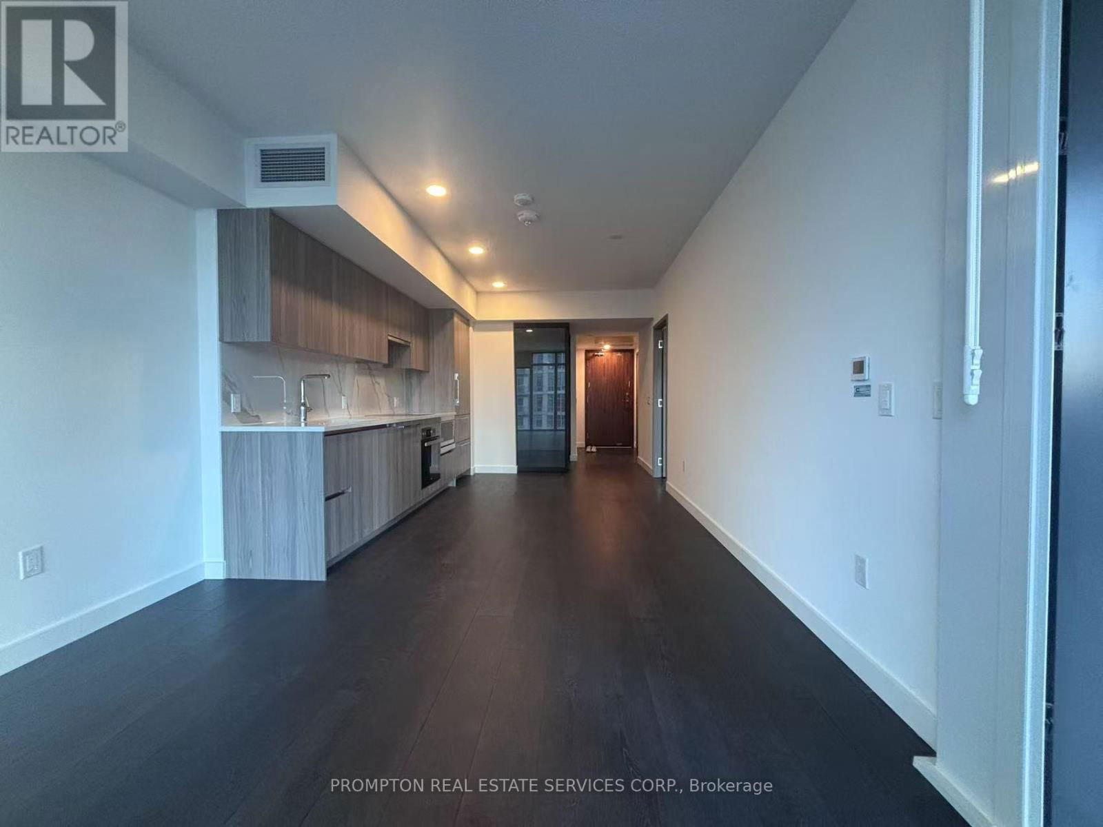 612 - 1 CONCORD CITYPLACE WAY Image 6