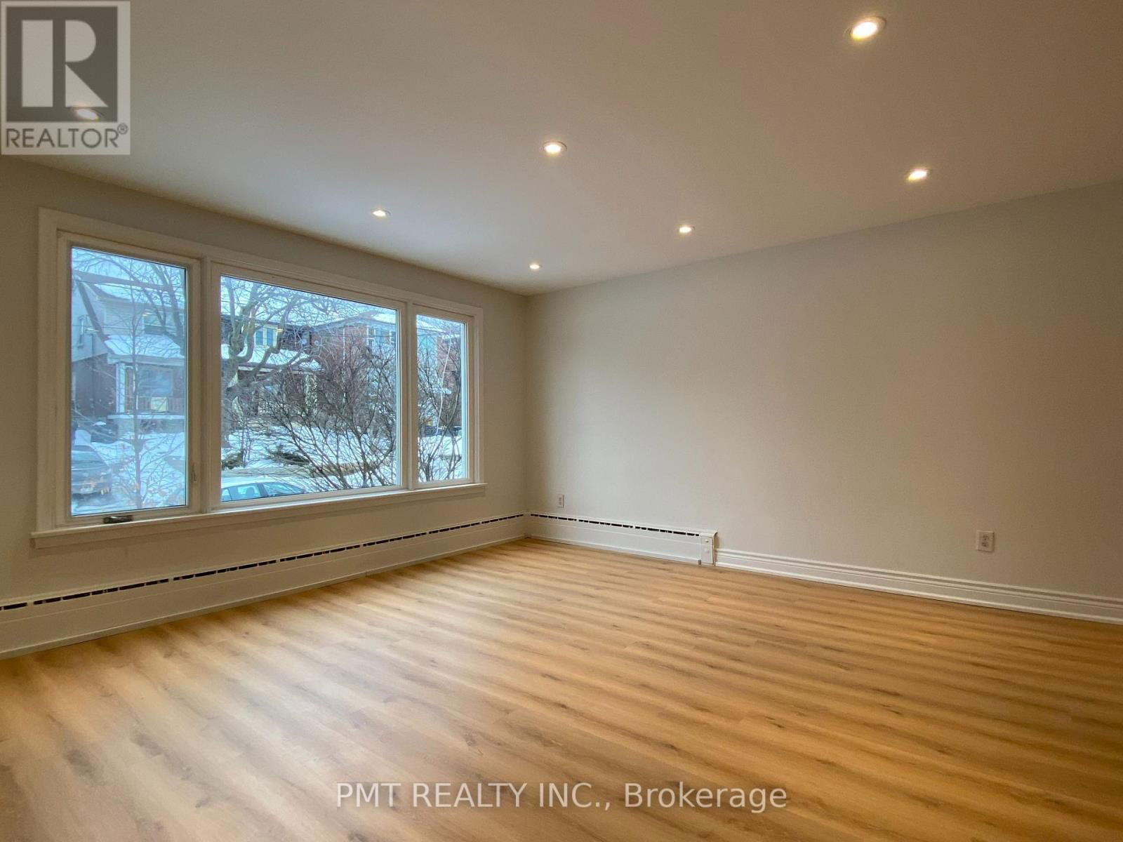 2 - 598 LAUDER AVENUE Image 2