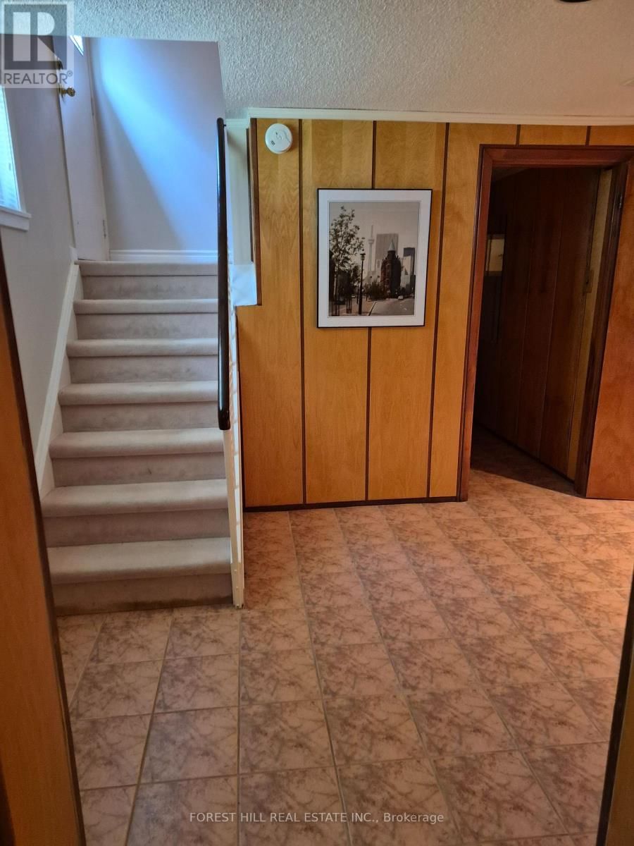 36 GERALDTON CRESCENT Image 24
