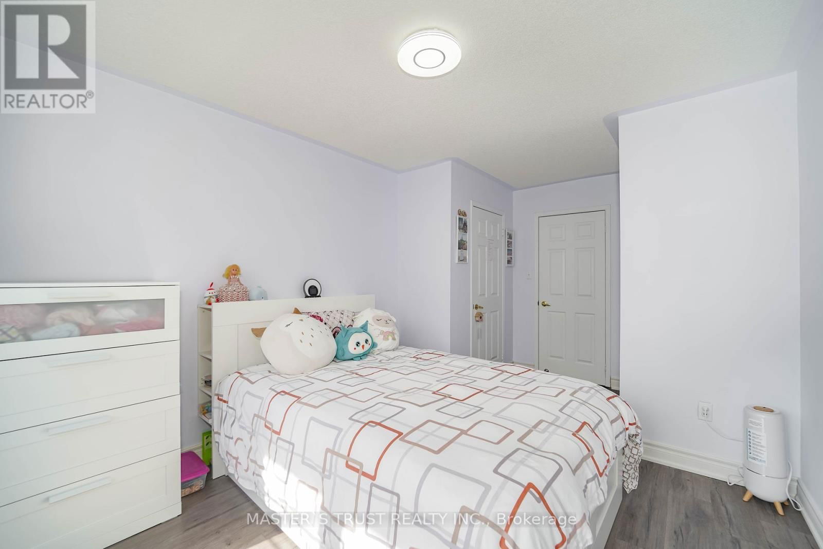 40 ROCHEFORT DRIVE Image 18