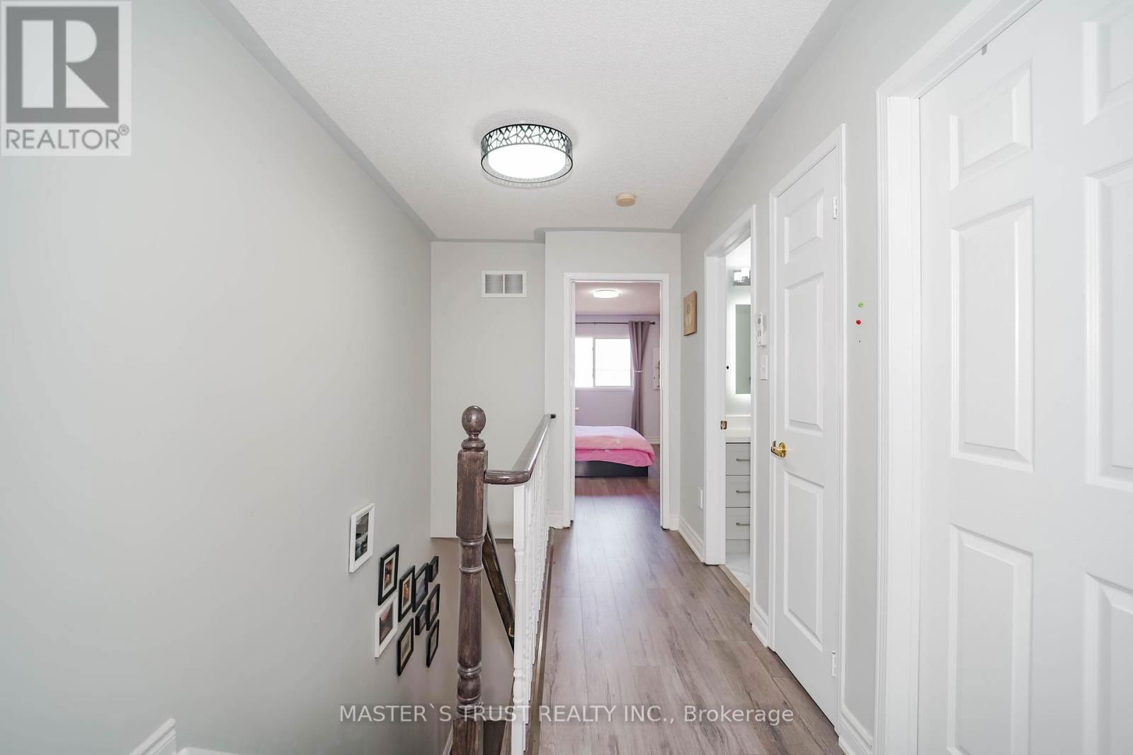 40 ROCHEFORT DRIVE Image 19