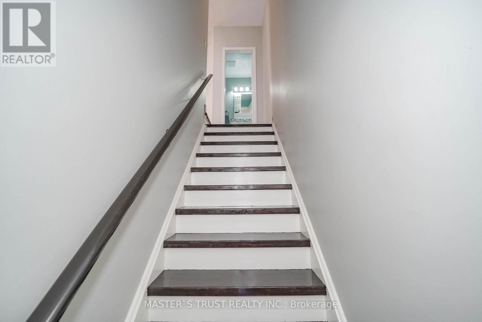 40 ROCHEFORT DRIVE Image 29