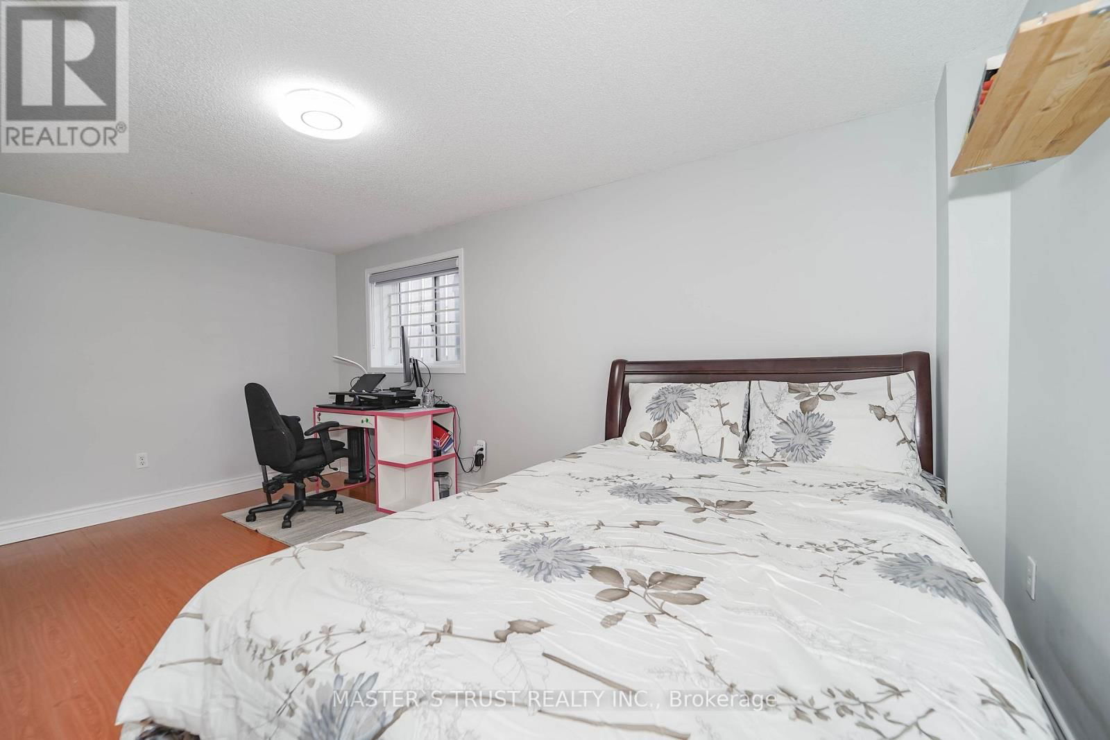 40 ROCHEFORT DRIVE Image 32