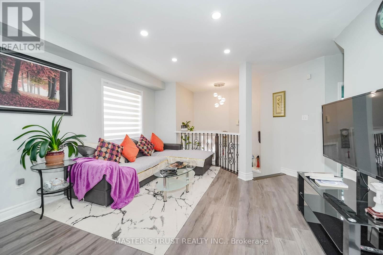 40 ROCHEFORT DRIVE Image 7