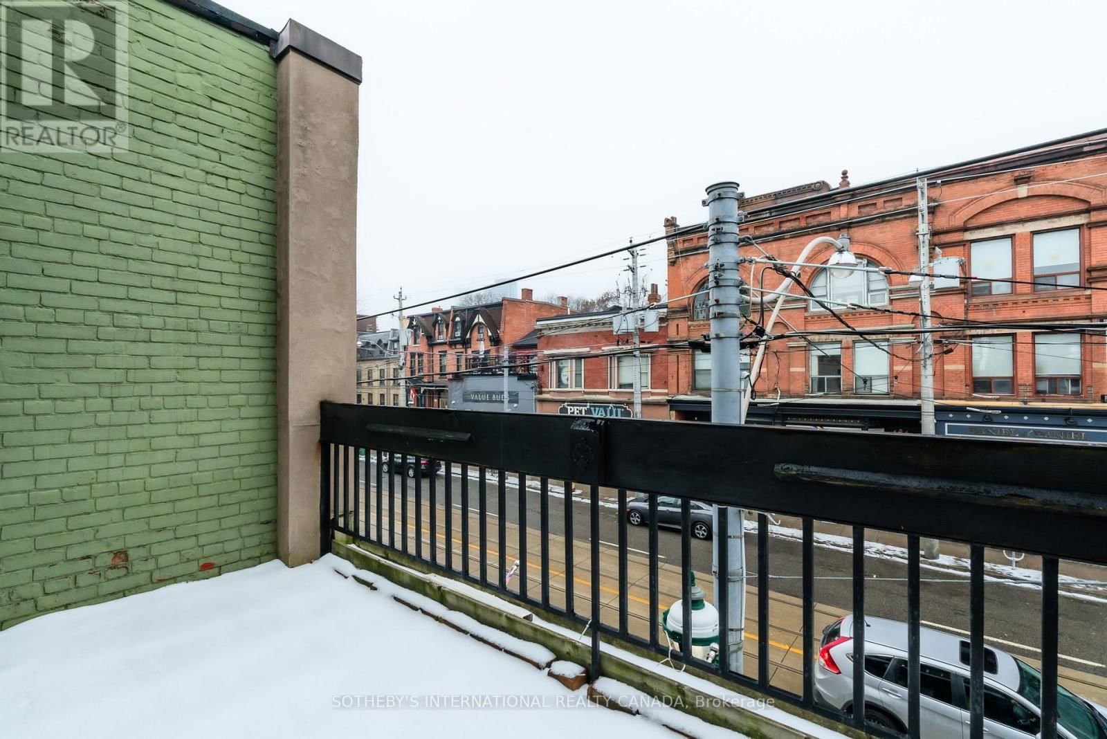 237 CARLTON STREET Image 23