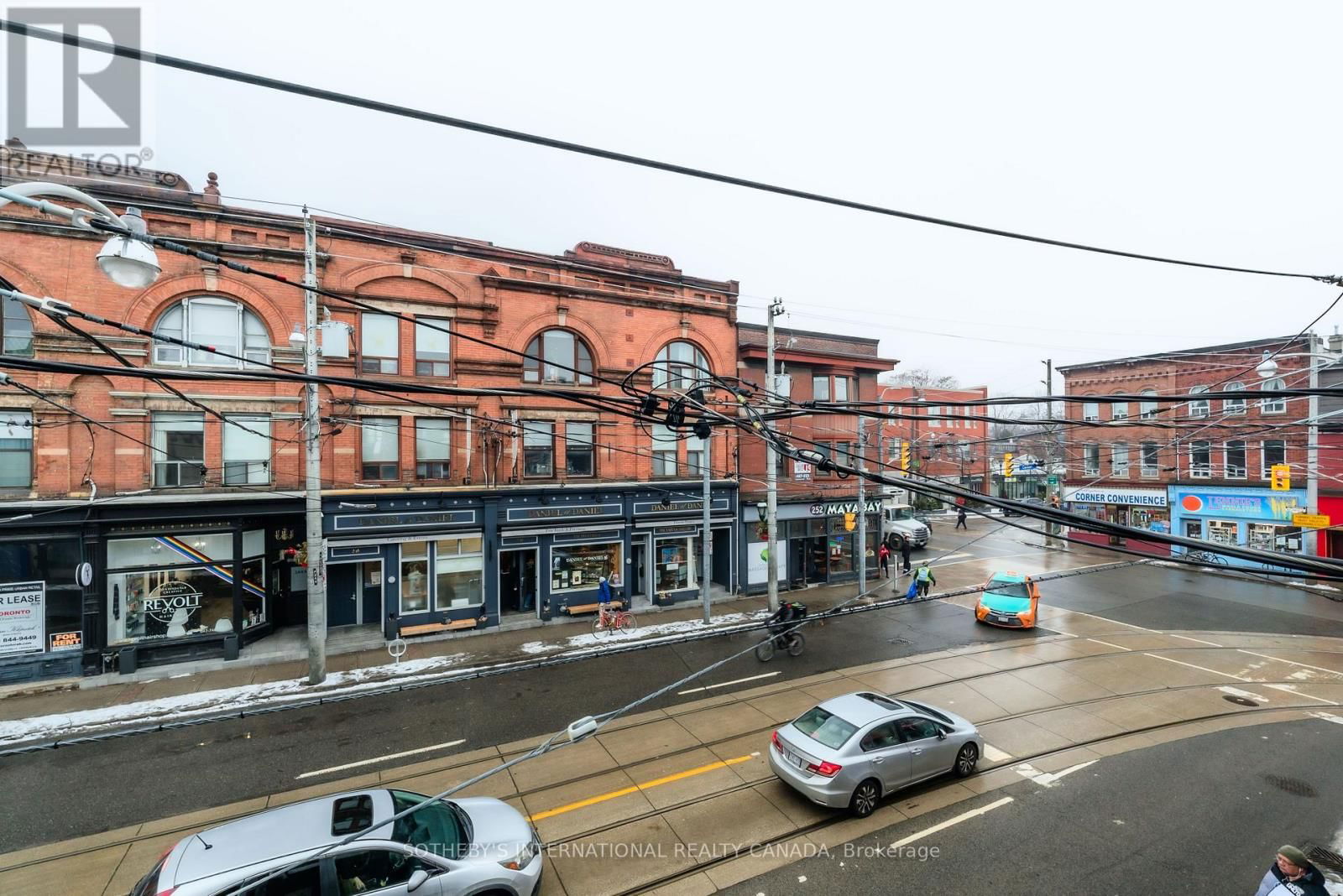 237 CARLTON STREET Image 26