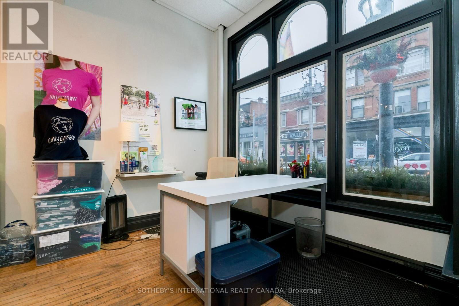 237 CARLTON STREET Image 5