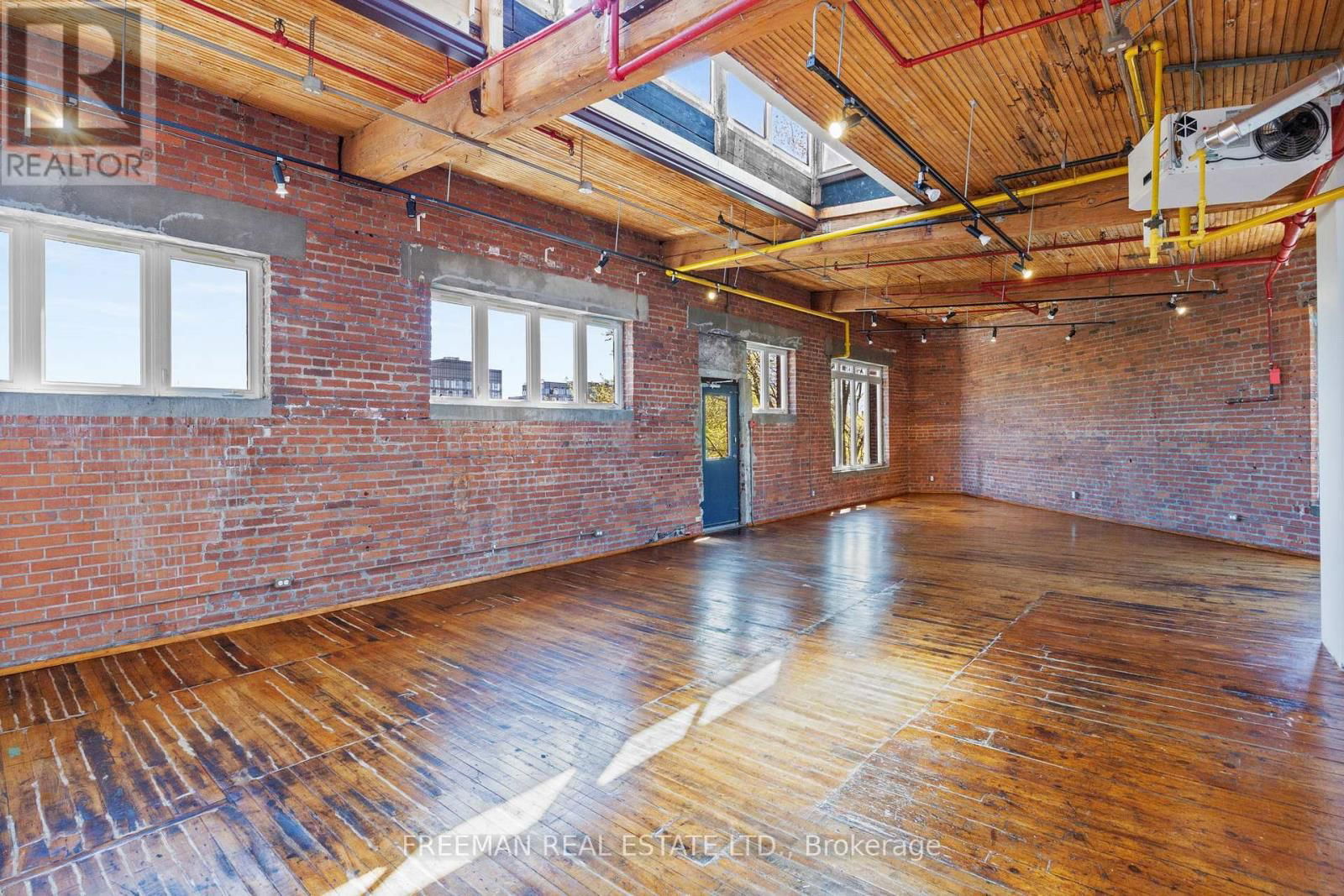 304 - 77 FLORENCE STREET Image 1