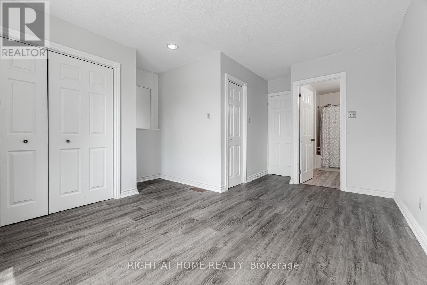 144 WEDGEWOOD DRIVE Image 23