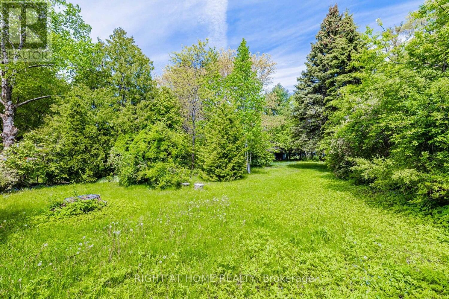 144 WEDGEWOOD DRIVE Image 30