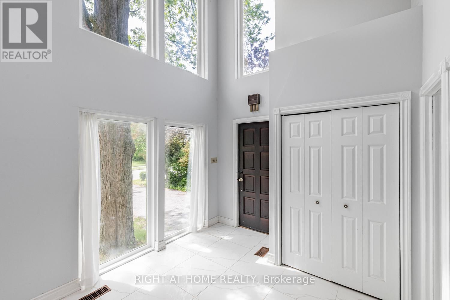144 WEDGEWOOD DRIVE Image 4