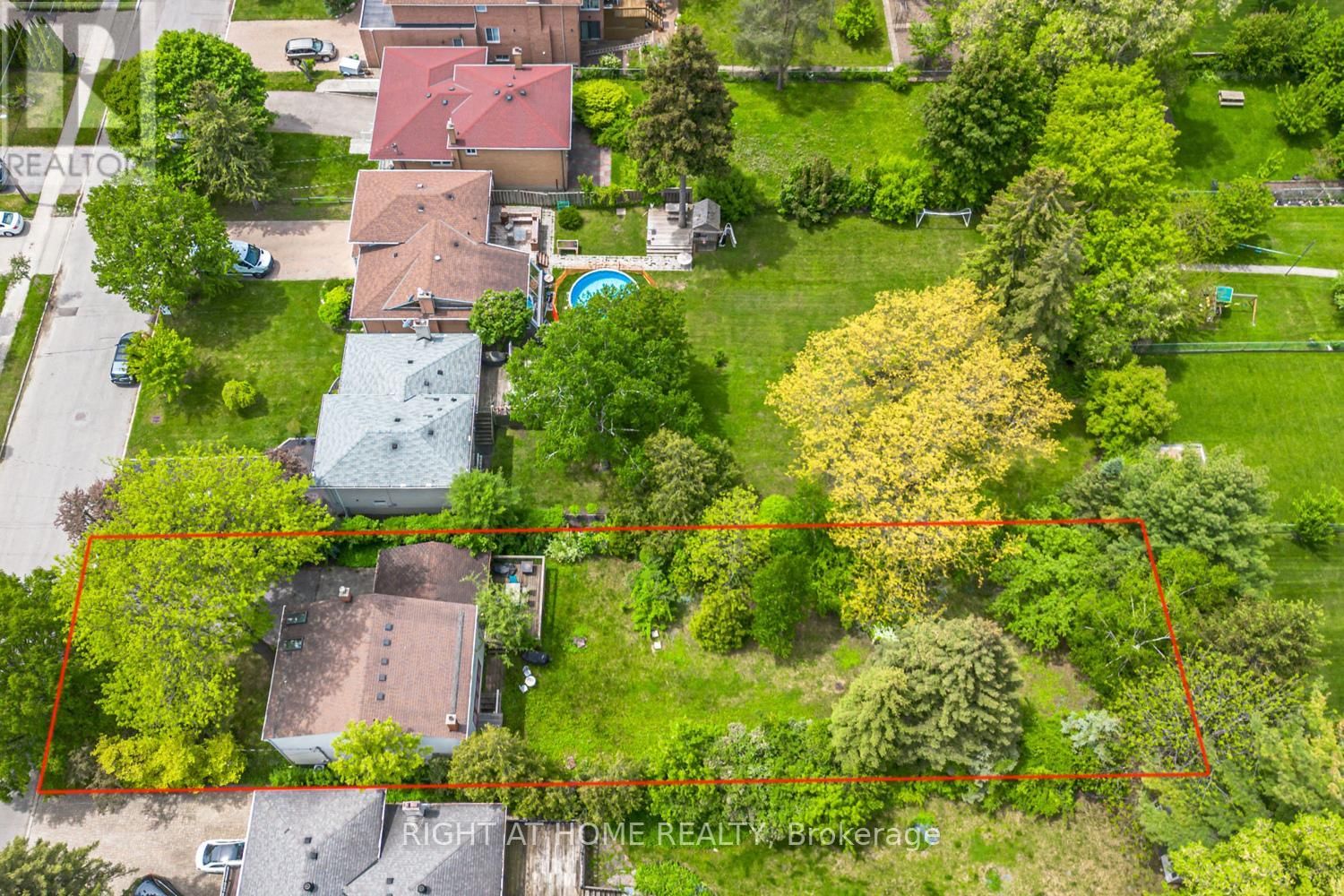 144 WEDGEWOOD DRIVE Image 41