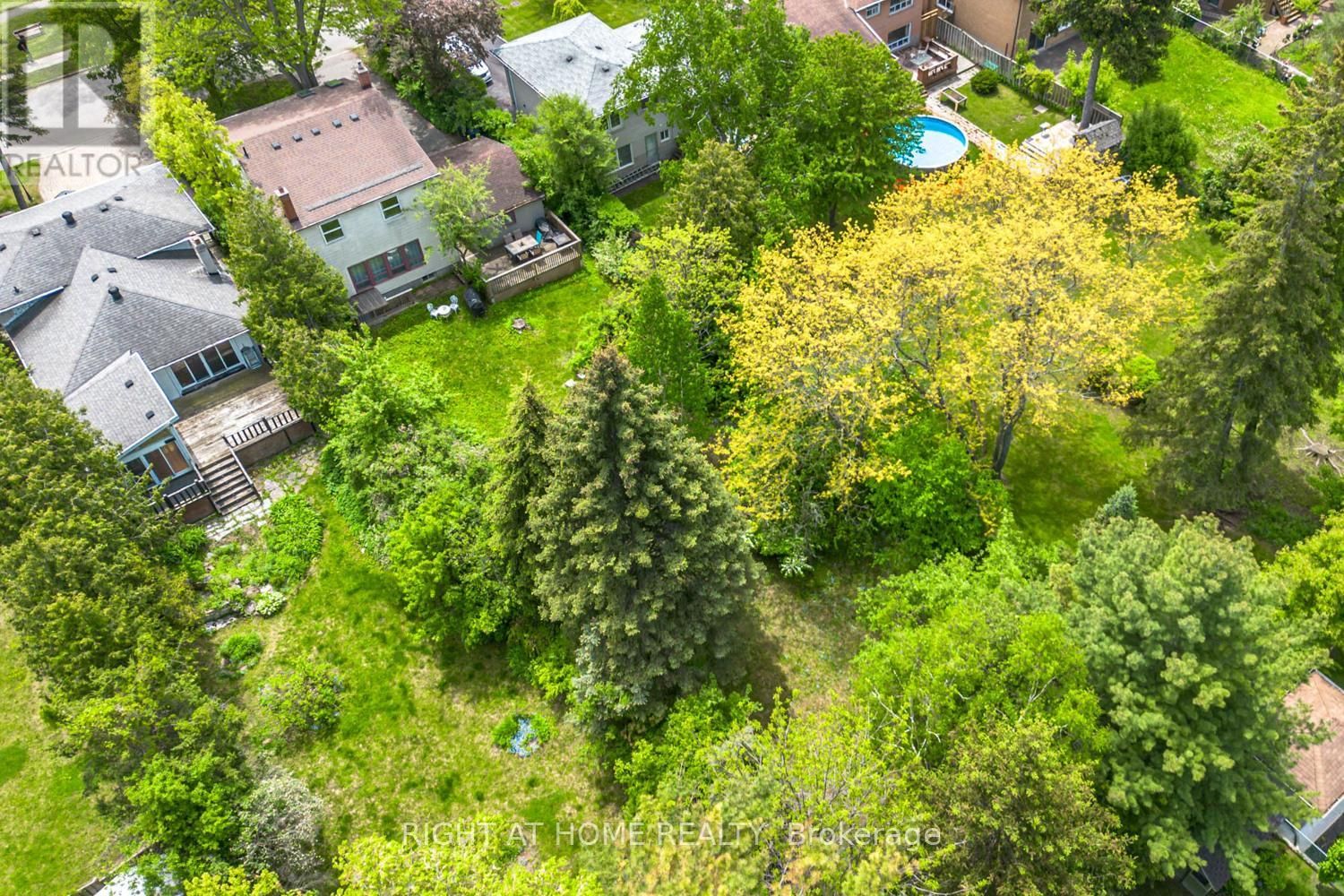 144 WEDGEWOOD DRIVE Image 47