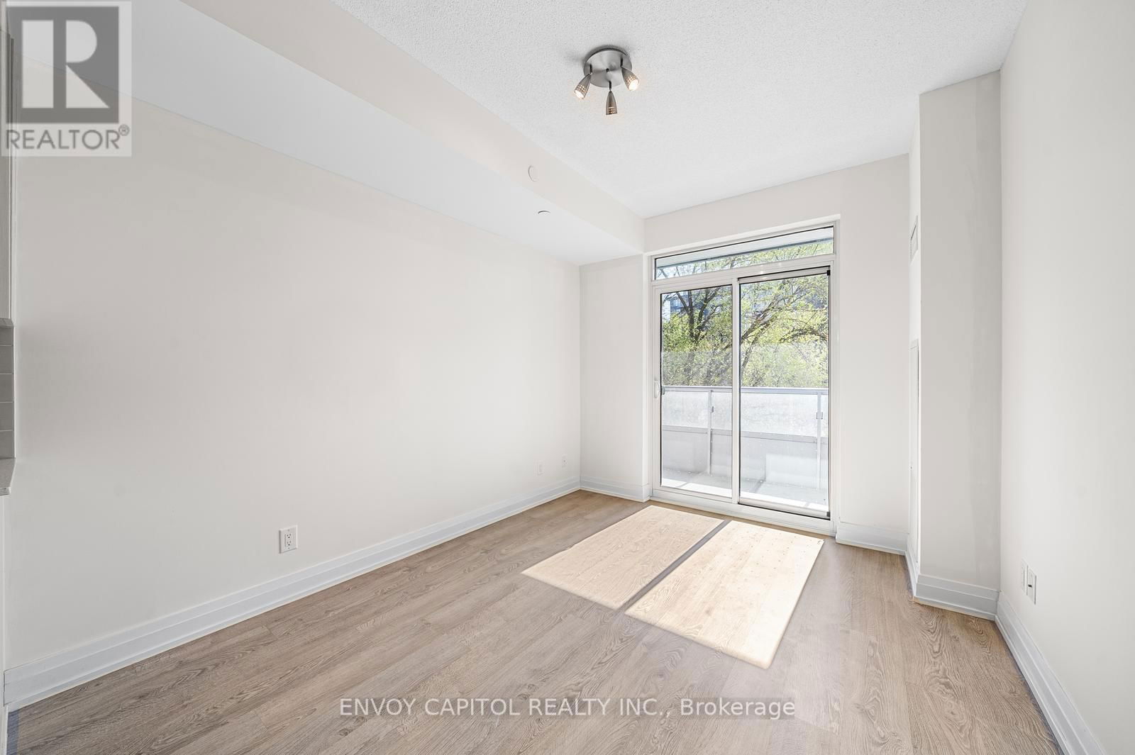 316 - 591 SHEPPARD AVENUE EAST Image 13