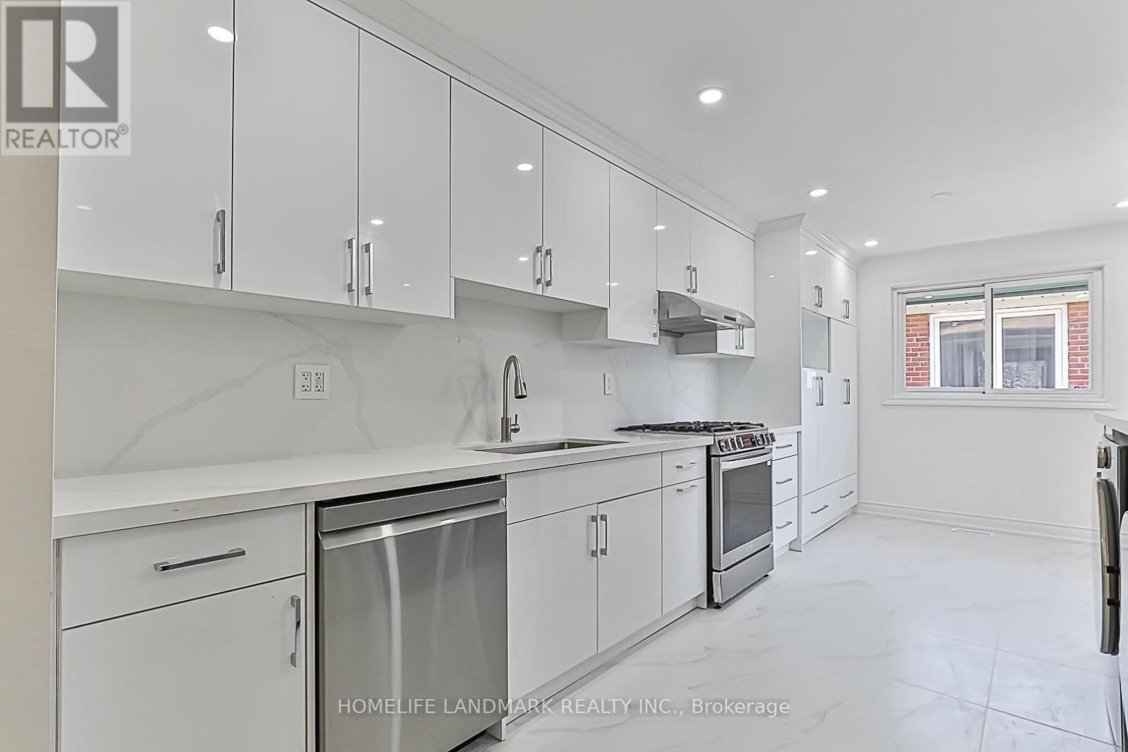 612 VAN HORNE AVENUE Image 10