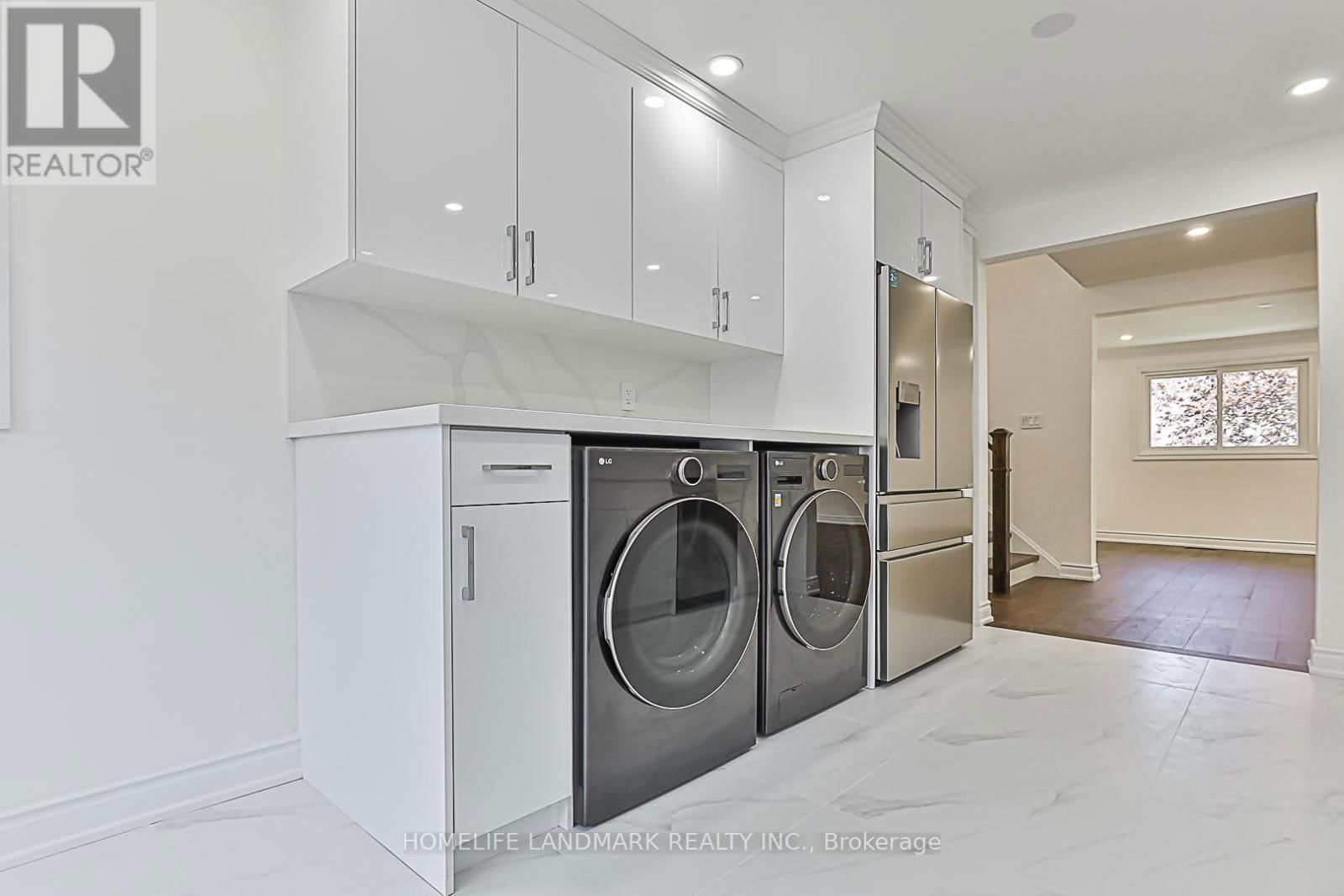 612 VAN HORNE AVENUE Image 13