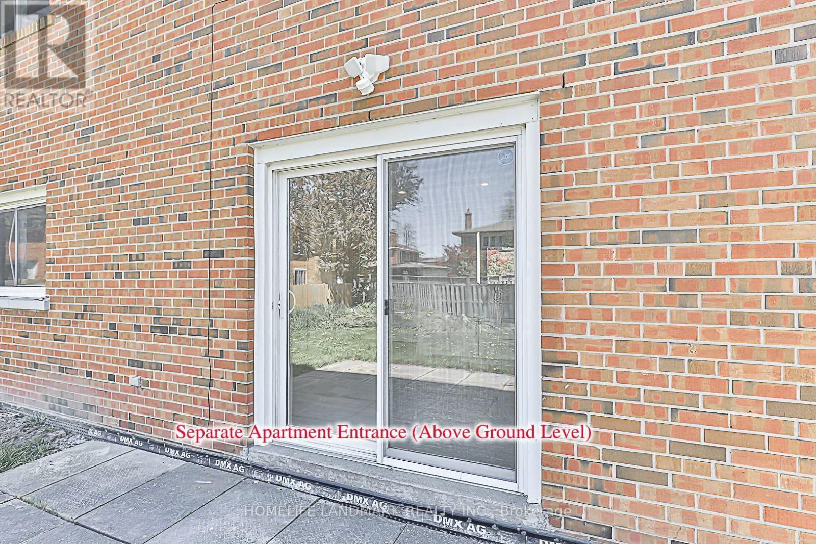 612 VAN HORNE AVENUE Image 24