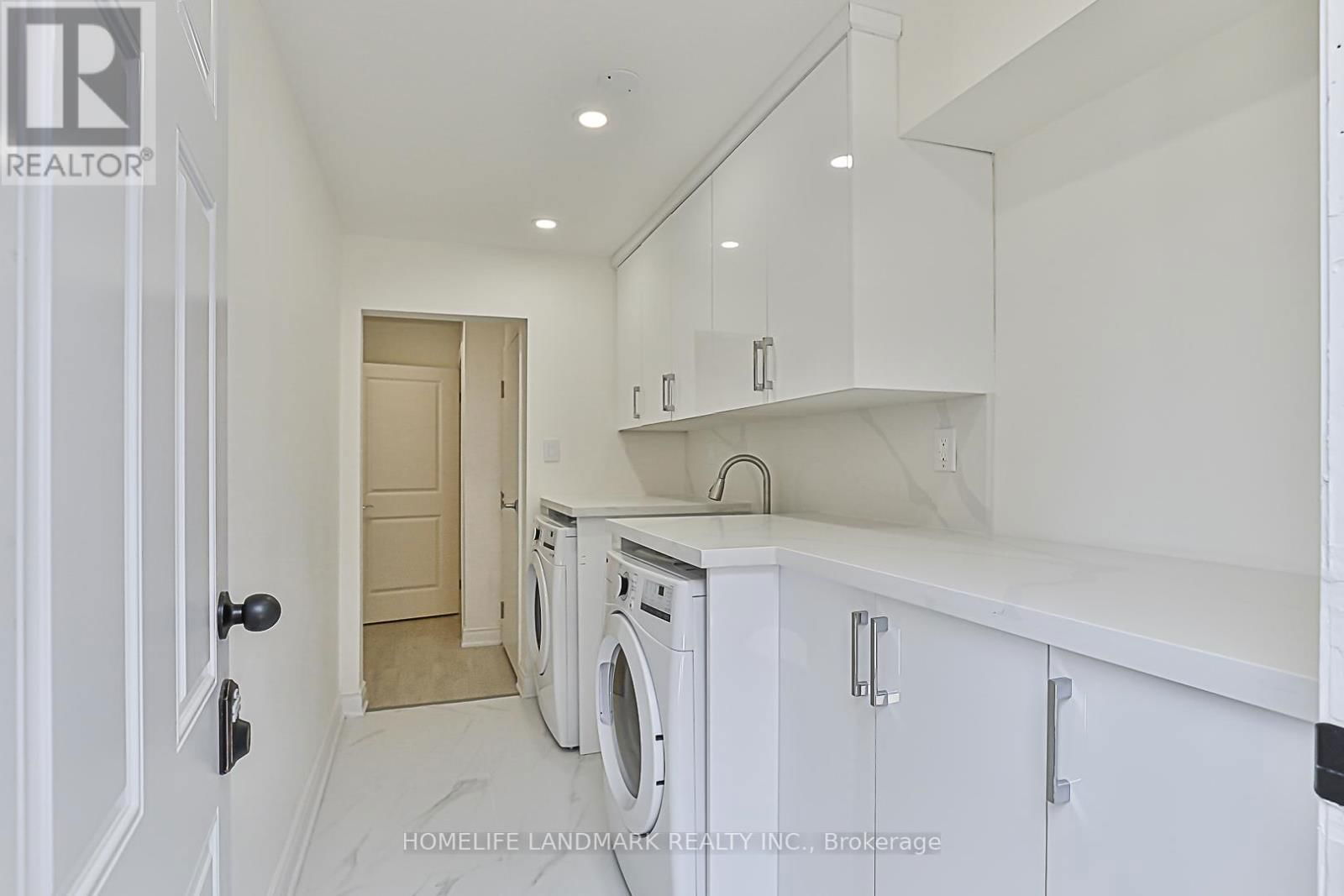 612 VAN HORNE AVENUE Image 33