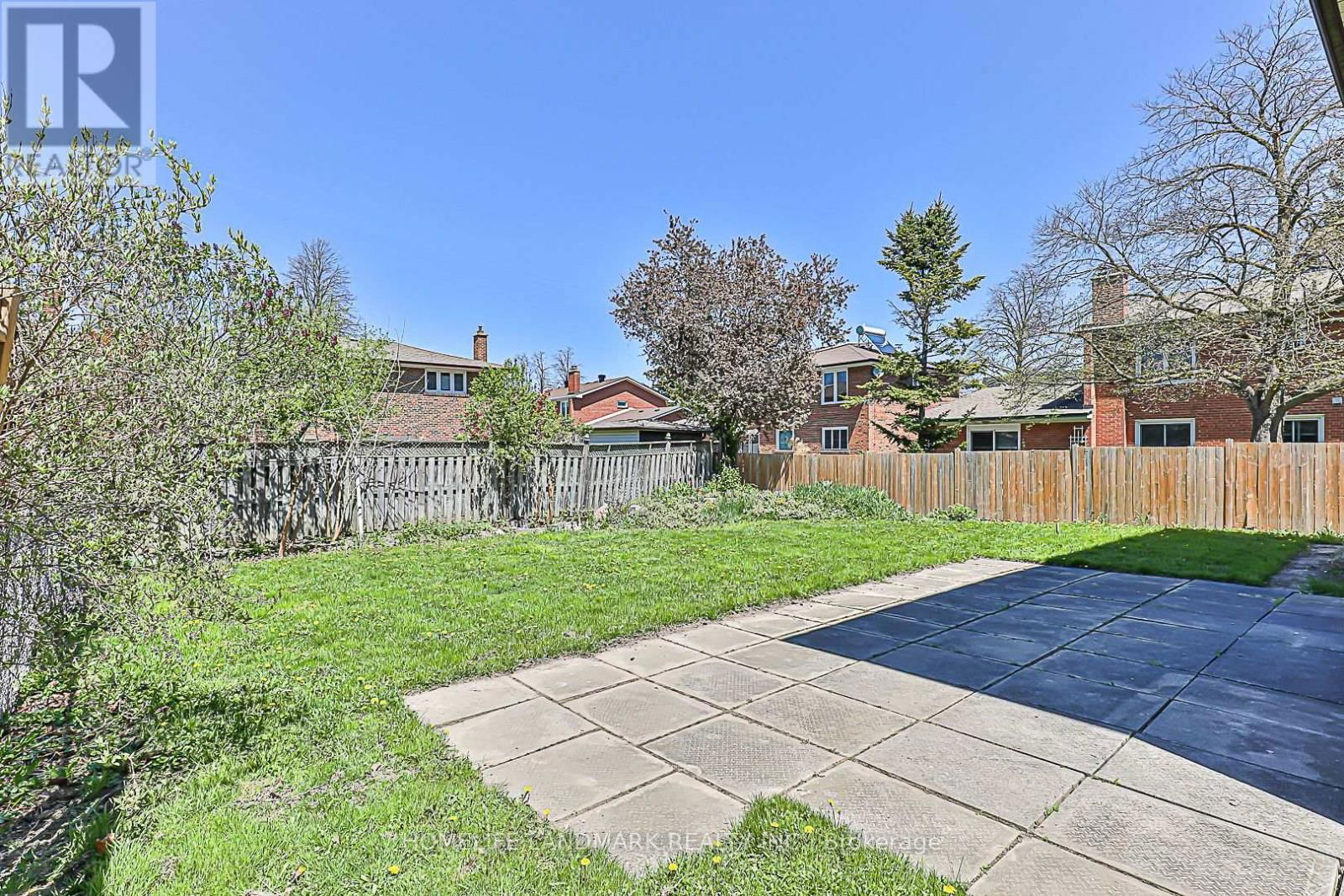 612 VAN HORNE AVENUE Image 45