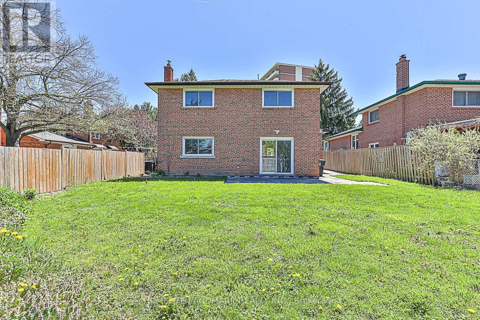 612 VAN HORNE AVENUE Image 48