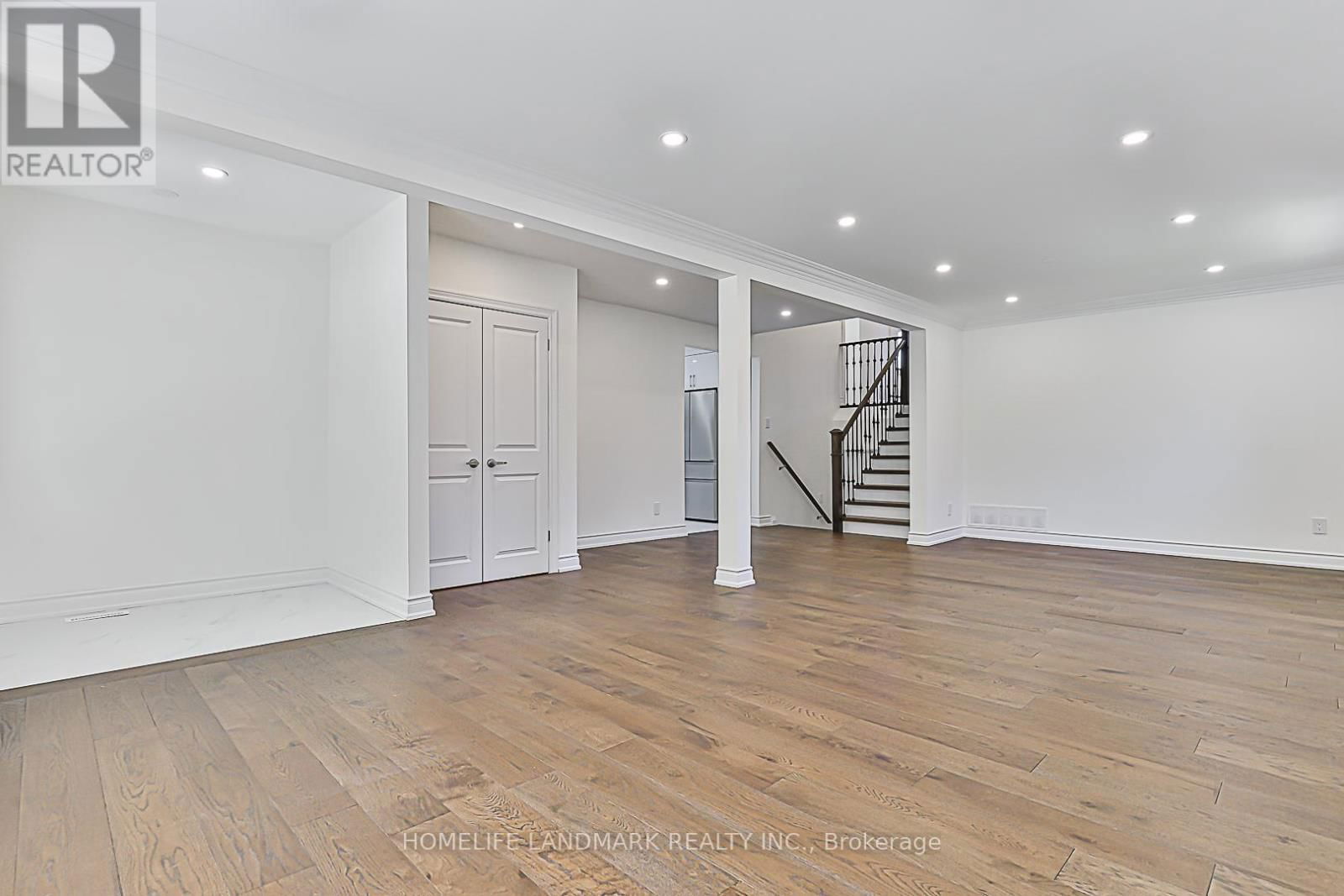 612 VAN HORNE AVENUE Image 7