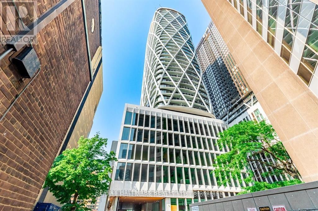 2411 - 230 SIMCOE STREET Image 1