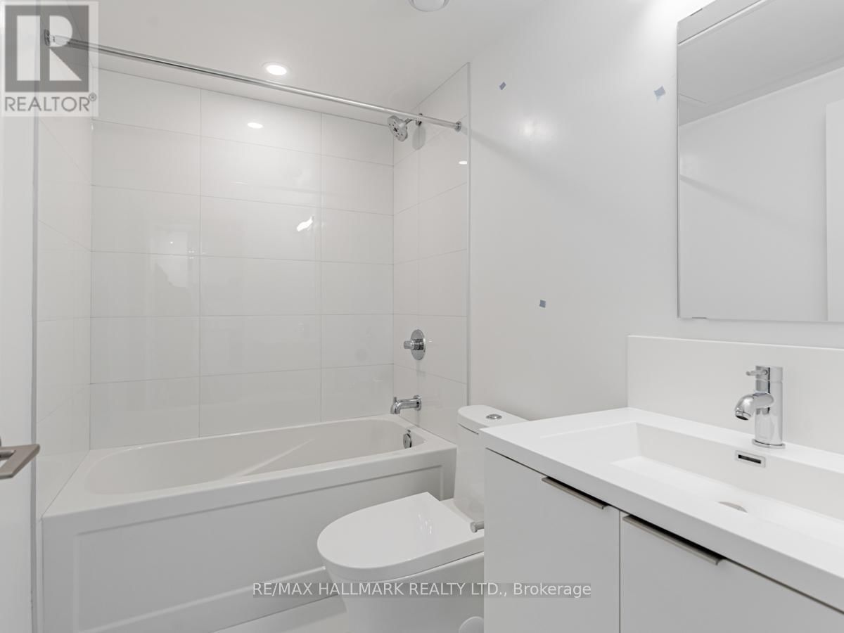 2411 - 230 SIMCOE STREET Image 23
