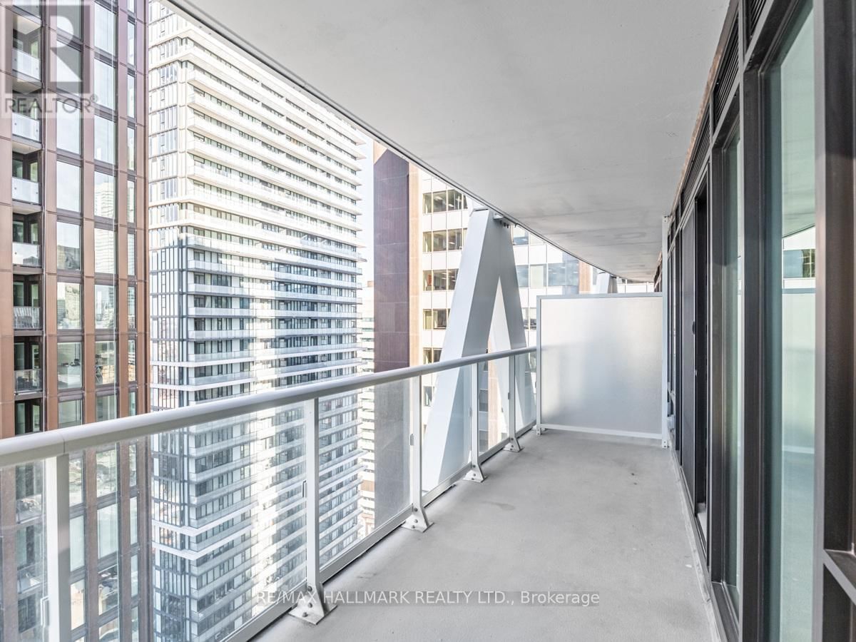 2411 - 230 SIMCOE STREET Image 25