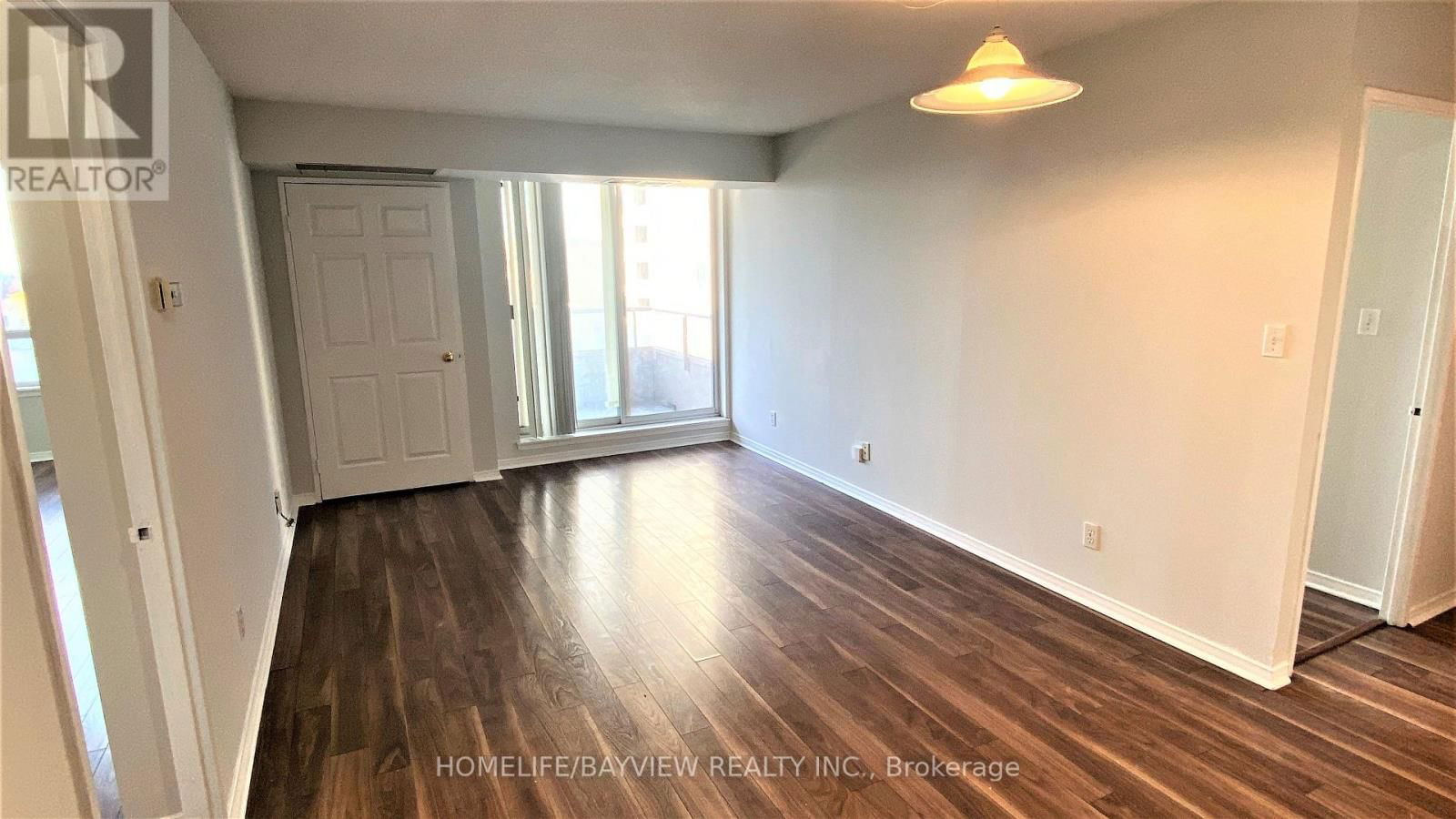 1708 - 18 HILLCREST AVENUE Image 3