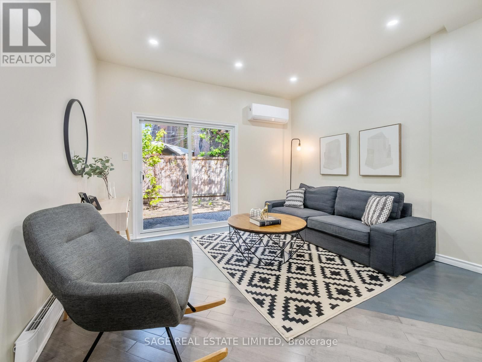 7 PERCY STREET Image 14