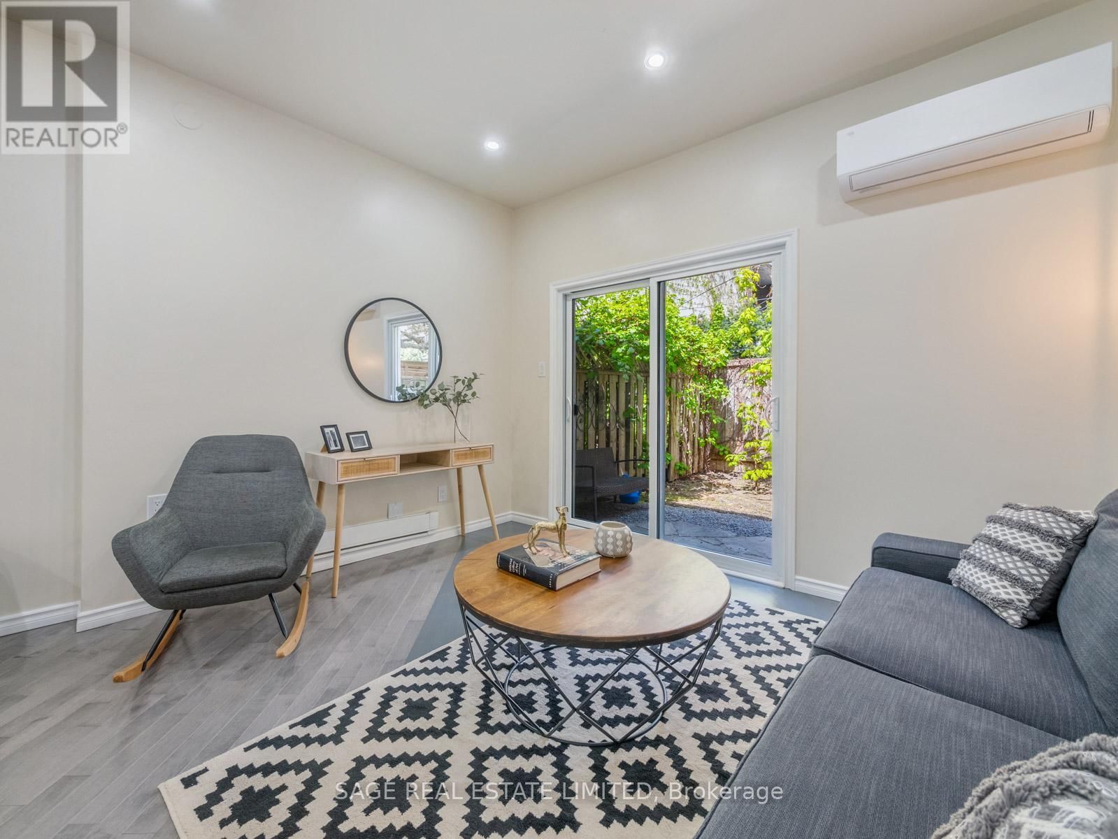 7 PERCY STREET Image 19