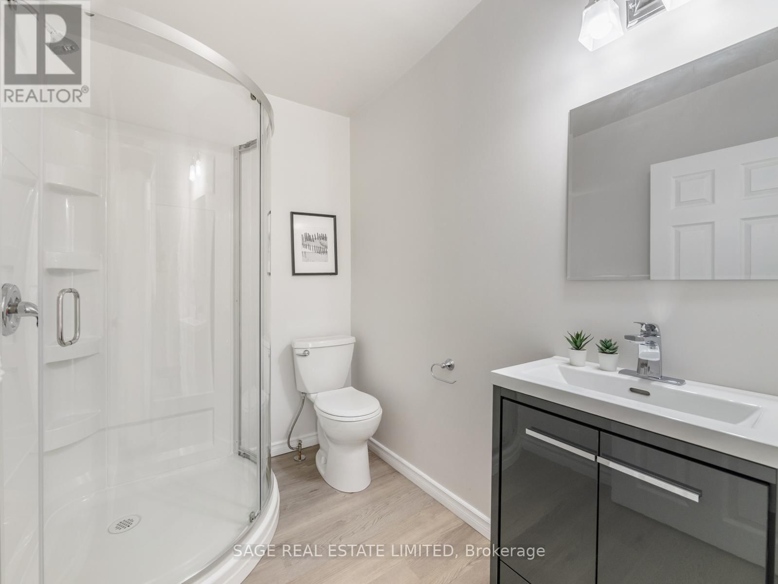 7 PERCY STREET Image 27