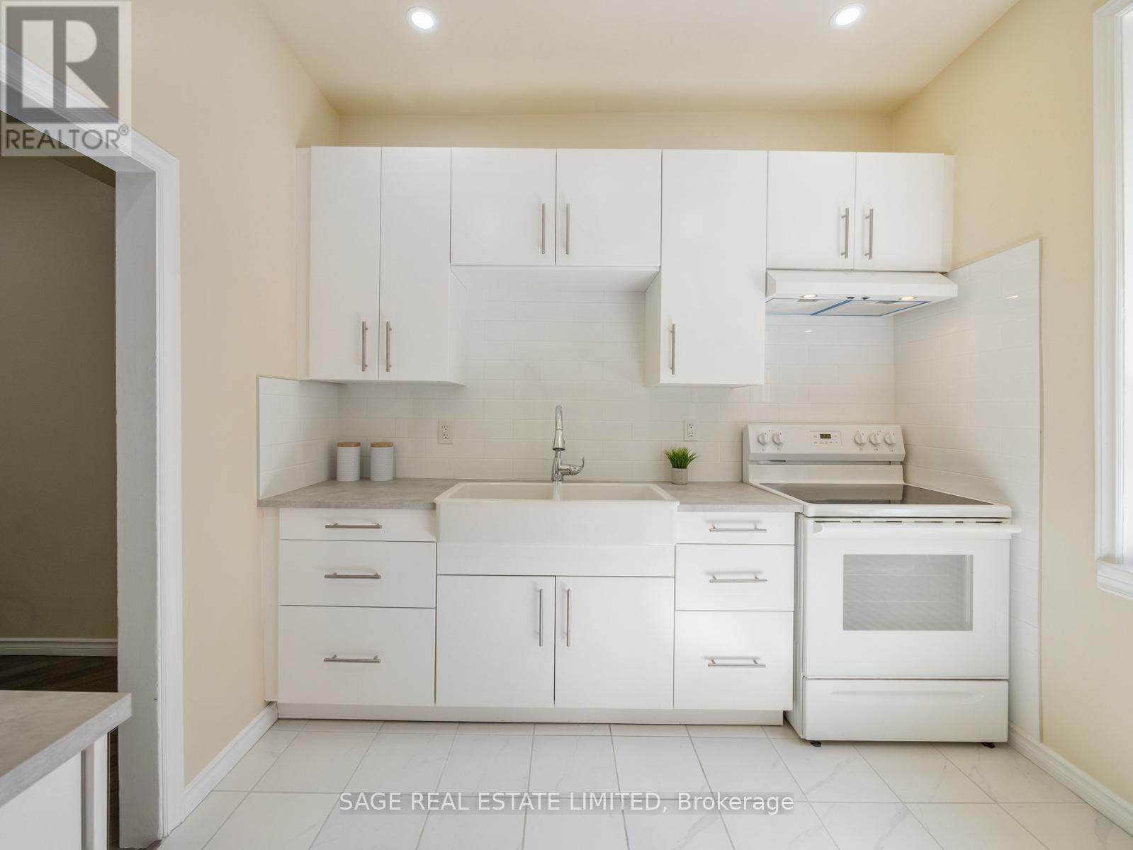 7 PERCY STREET Image 5