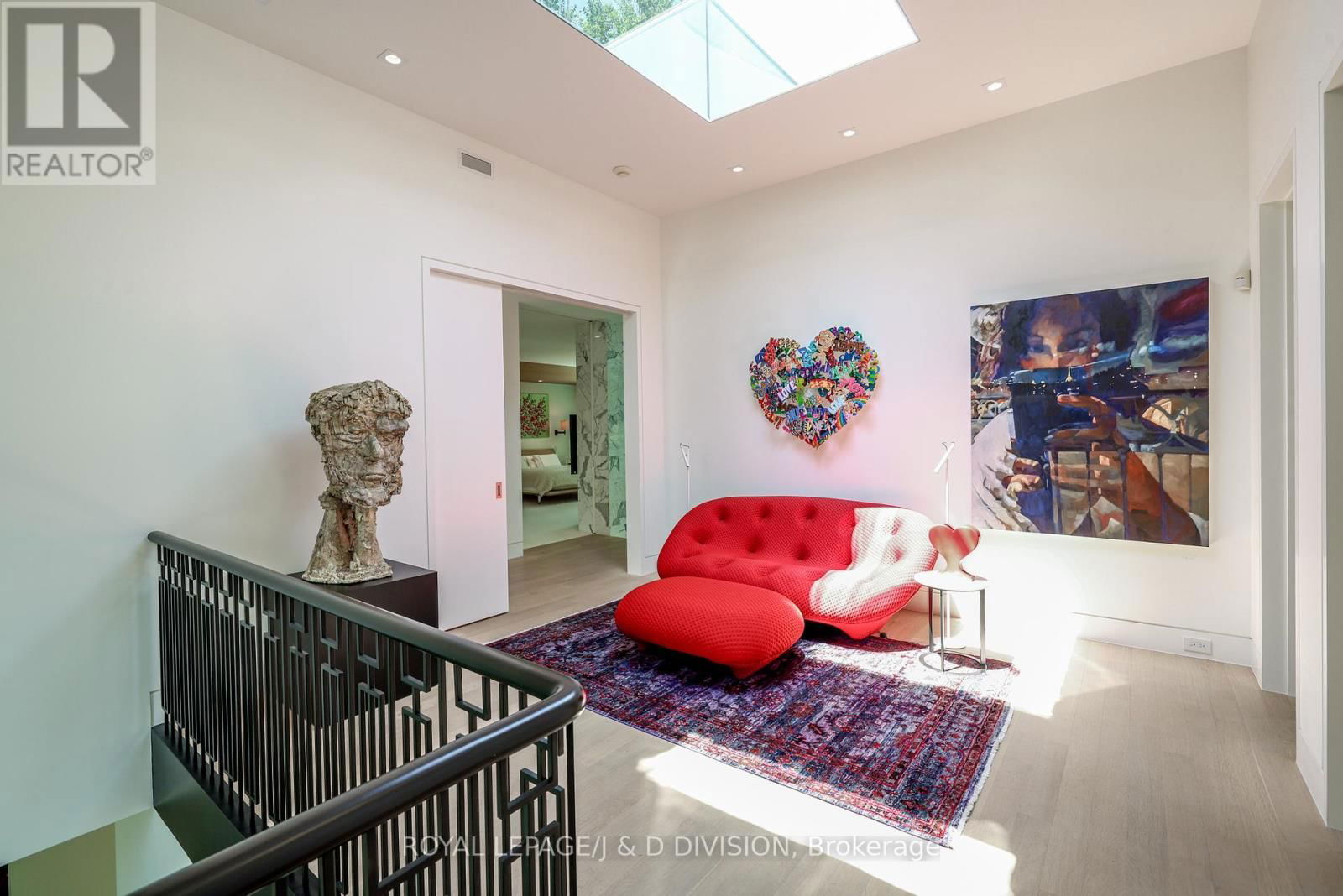 20 FOREST GLEN CRESCENT Image 25