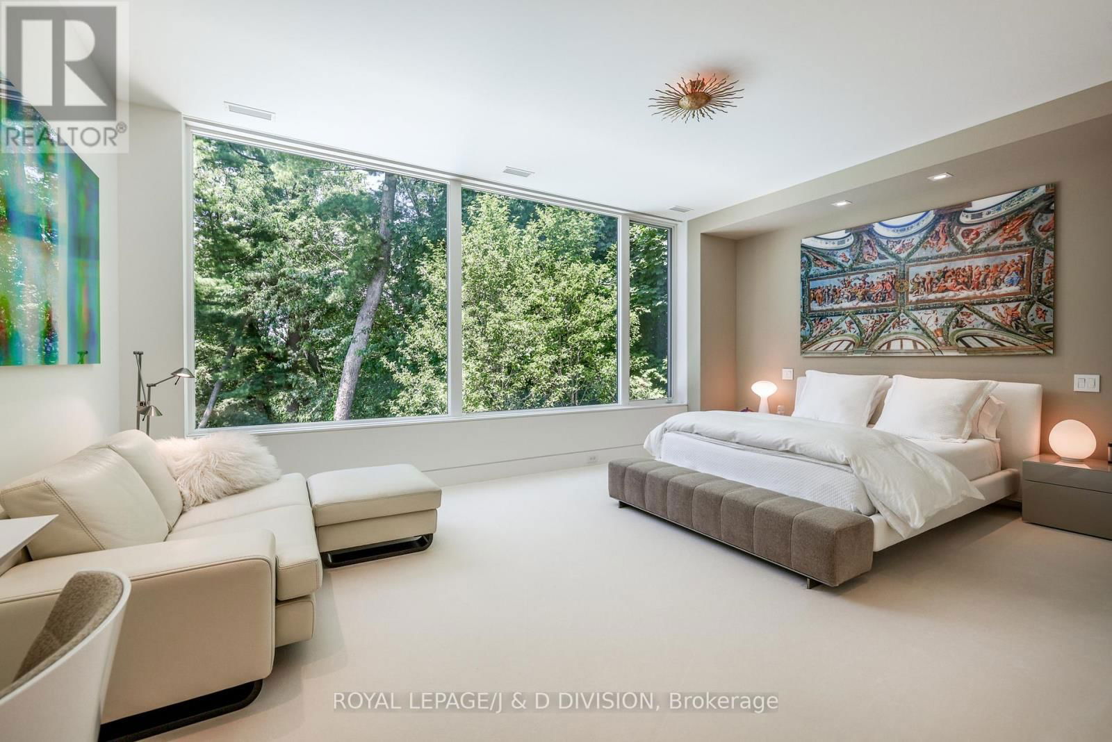 20 FOREST GLEN CRESCENT Image 33