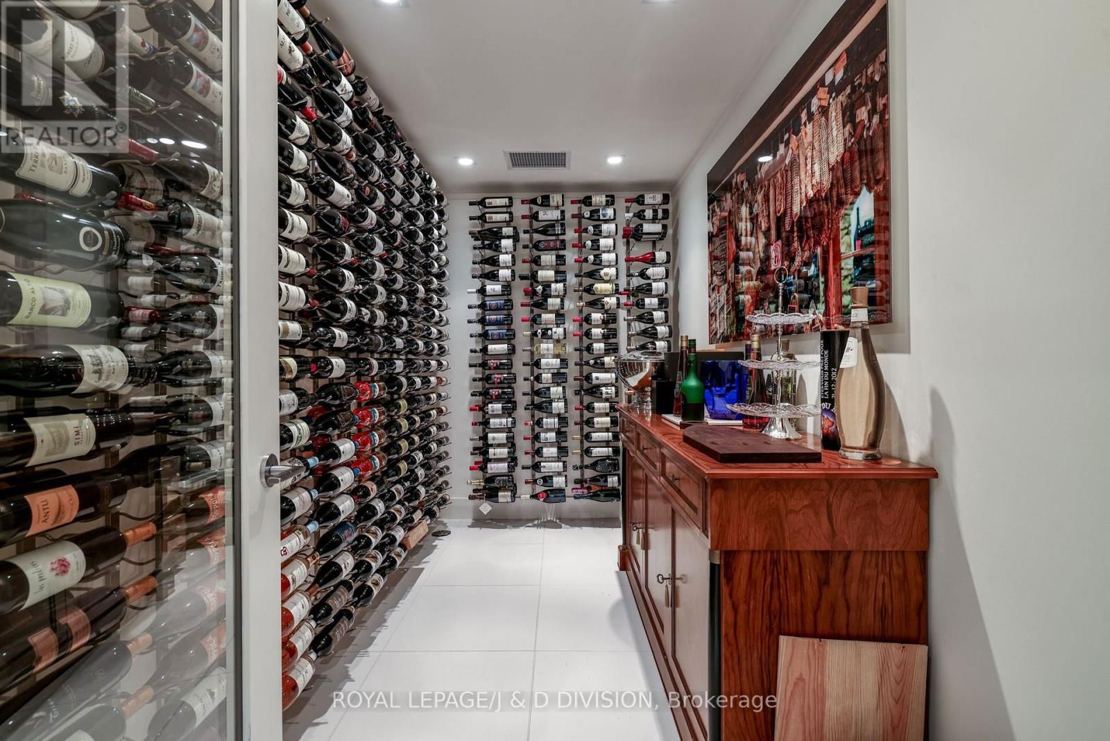 20 FOREST GLEN CRESCENT Image 40