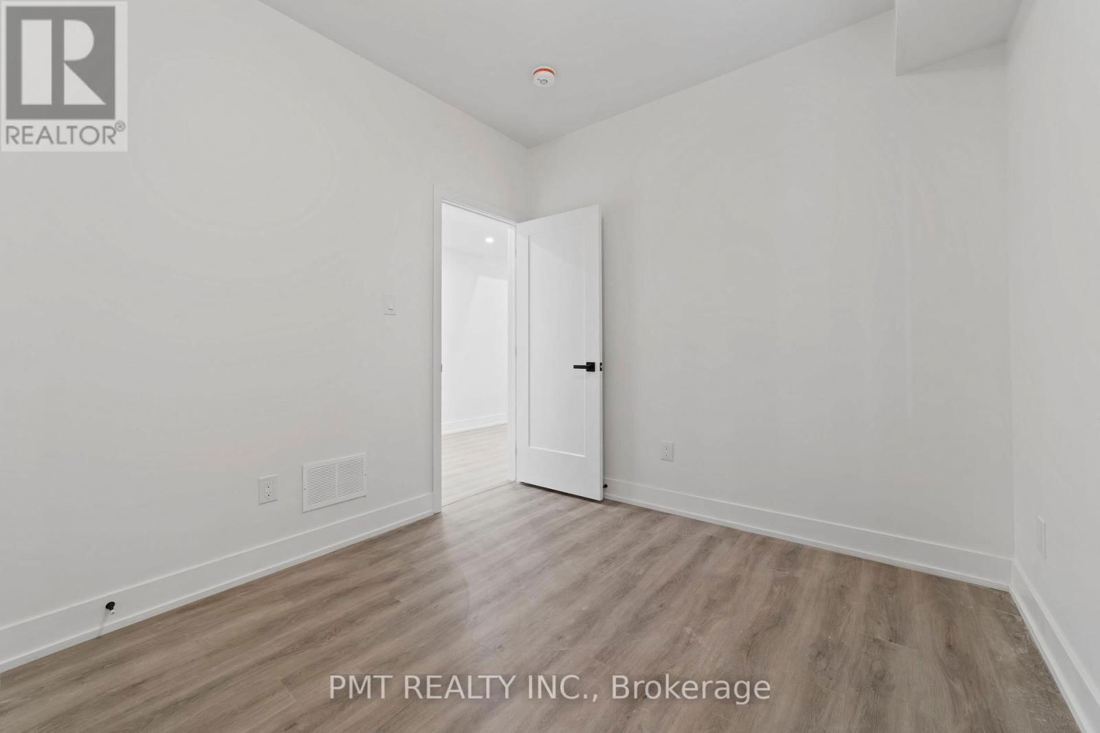 2FM - 531 DELAWARE AVENUE NORTH Image 12