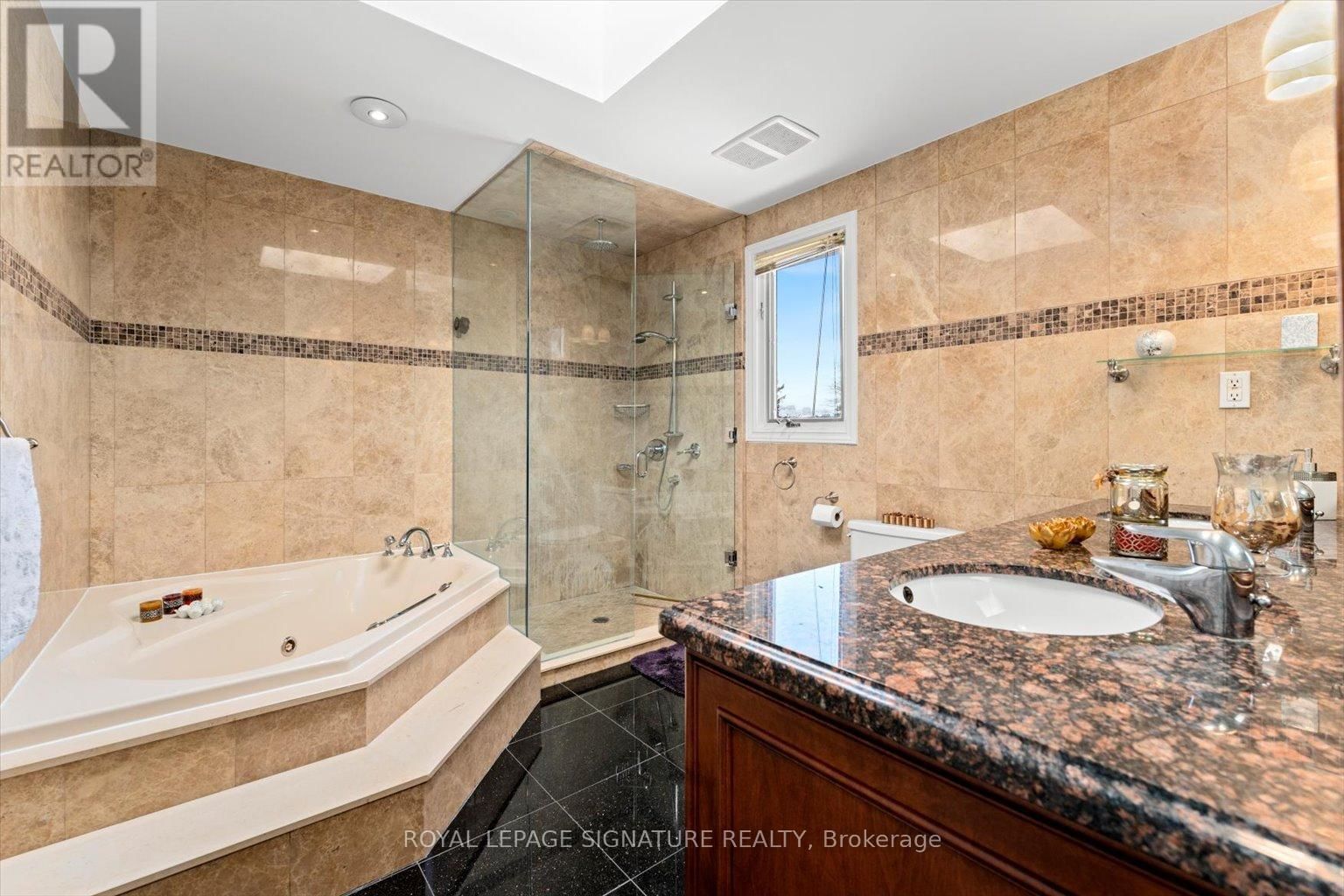89 RISEBROUGH AVENUE Image 22
