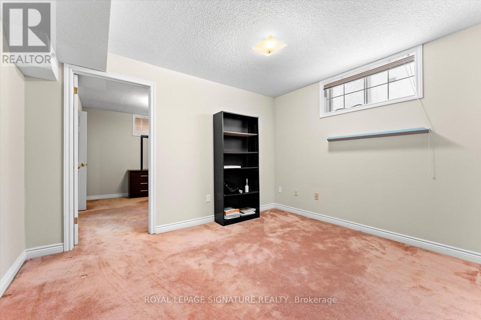 89 RISEBROUGH AVENUE Image 37