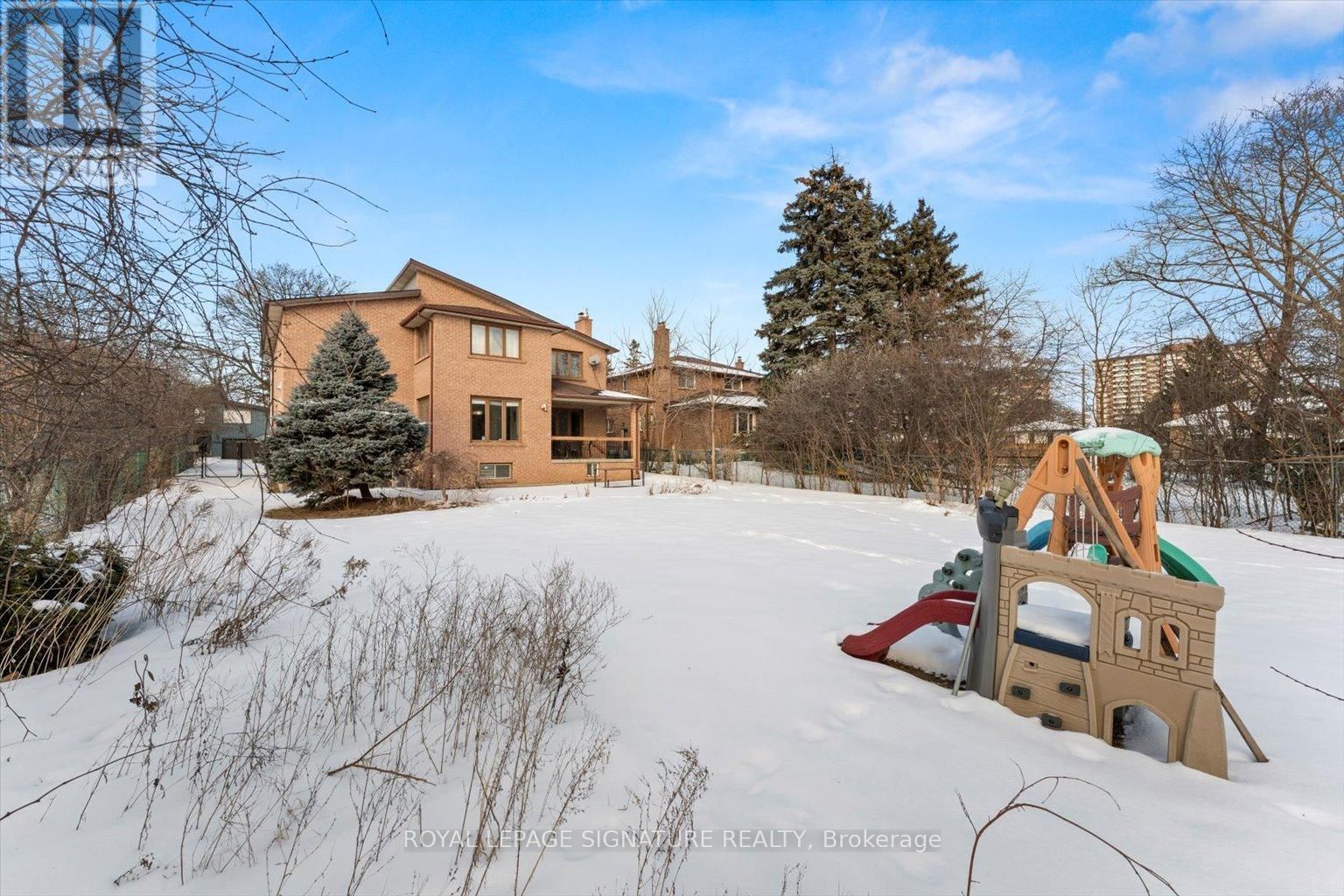 89 RISEBROUGH AVENUE Image 45
