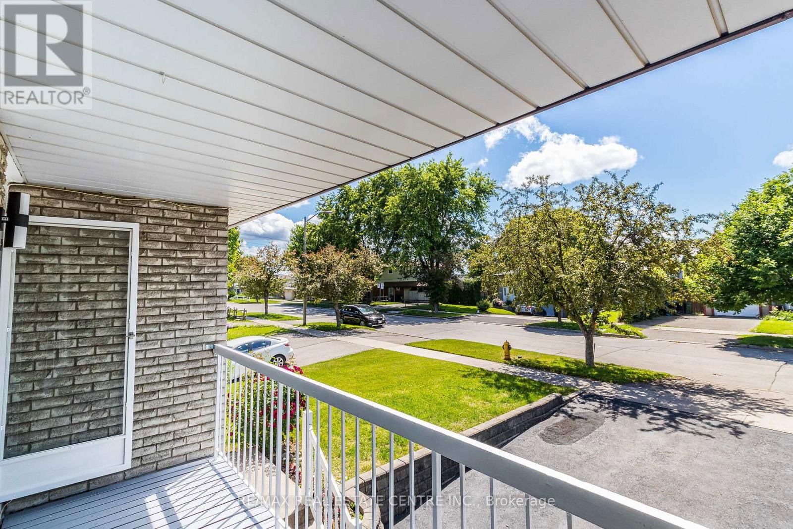 114 SEXTON CRESCENT Image 35