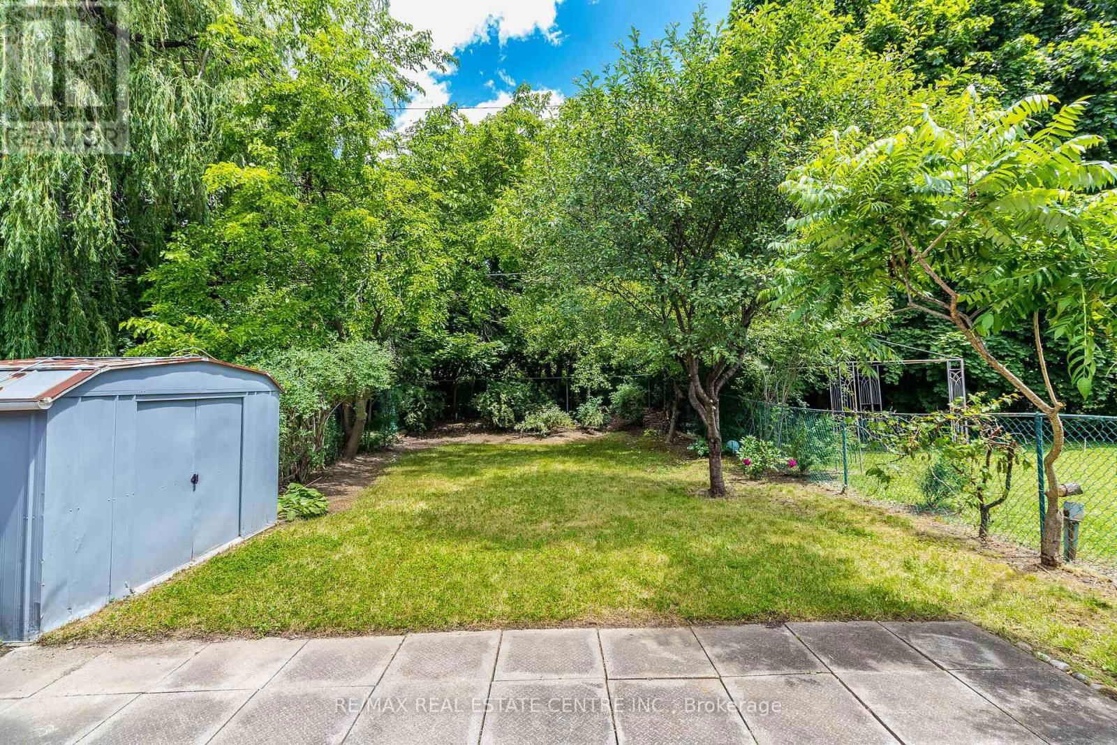 114 SEXTON CRESCENT Image 38