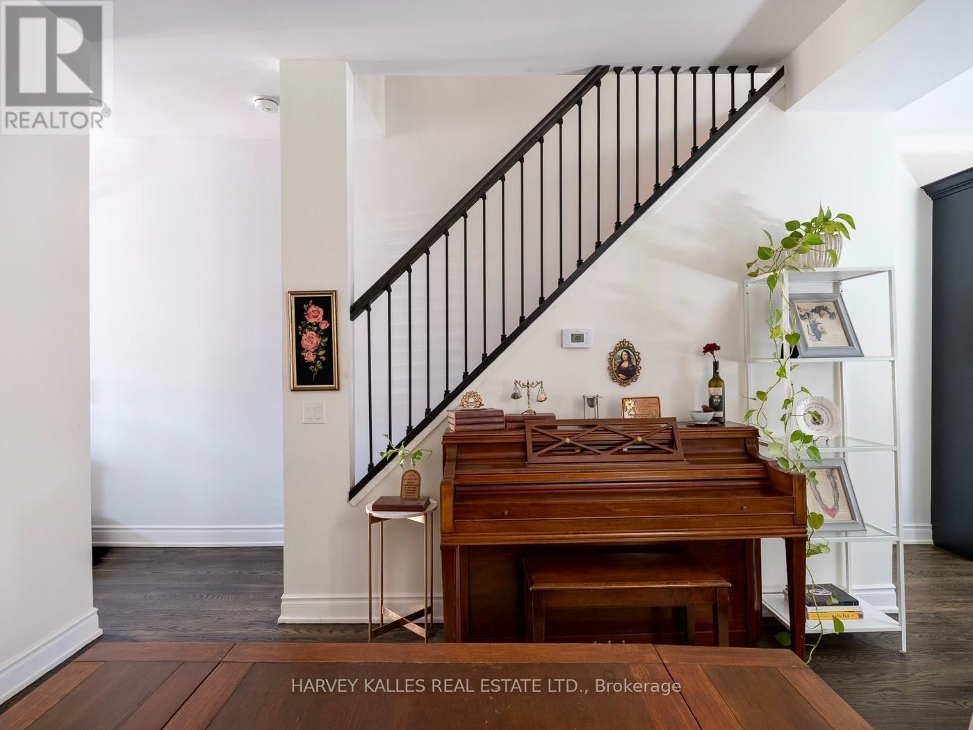 161 EUCLID AVENUE Image 8