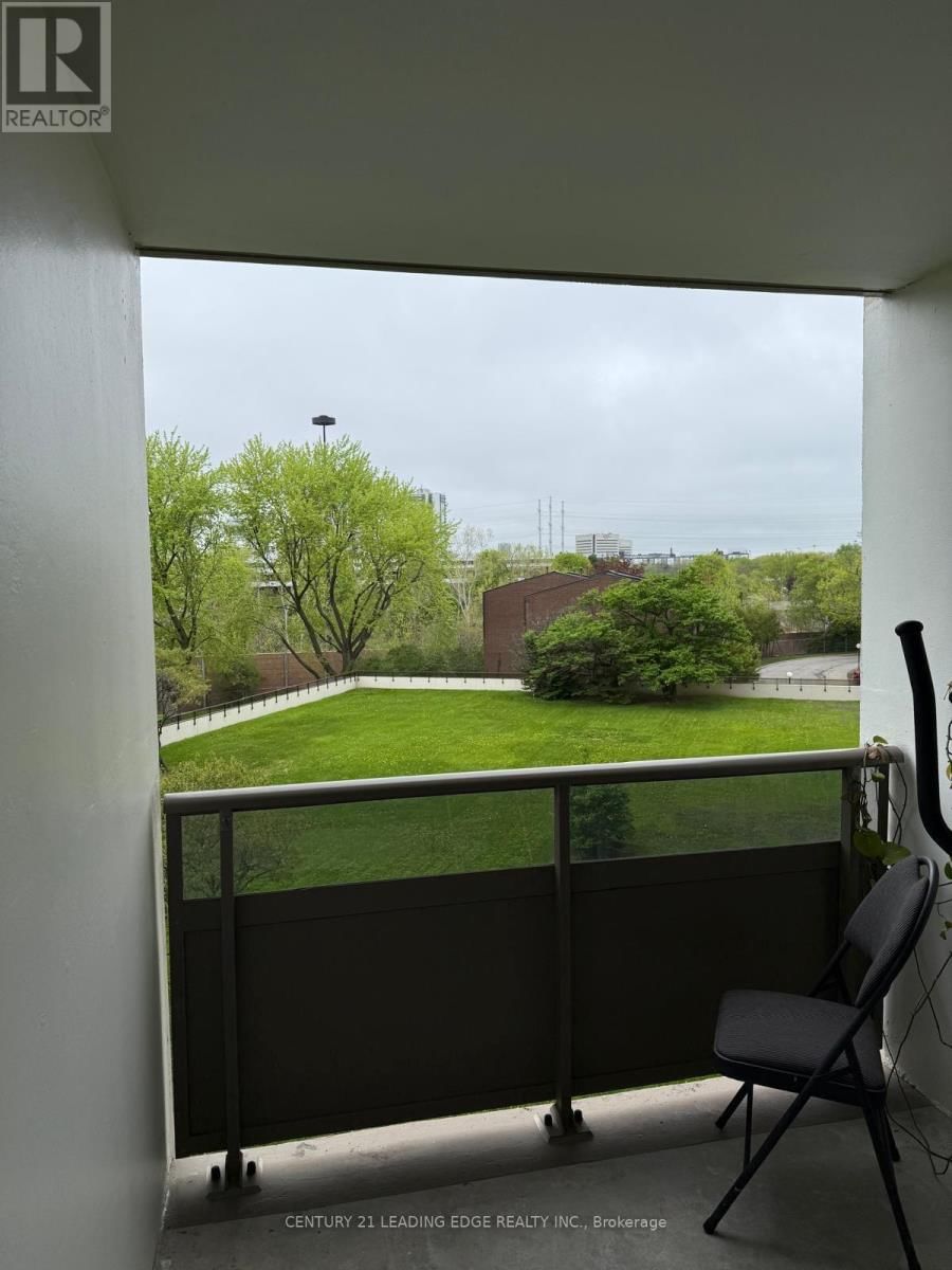 304 - 15 VICORA LINKWAY Image 32